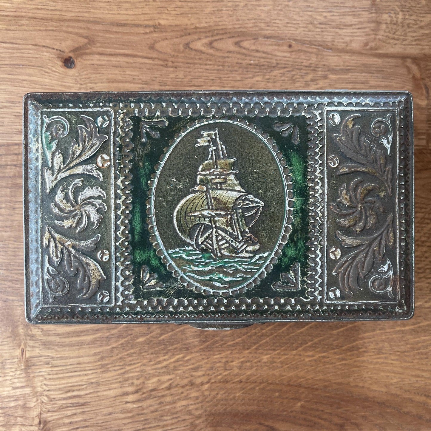 Vintage blik zeilschip - Bamestra Curiosa