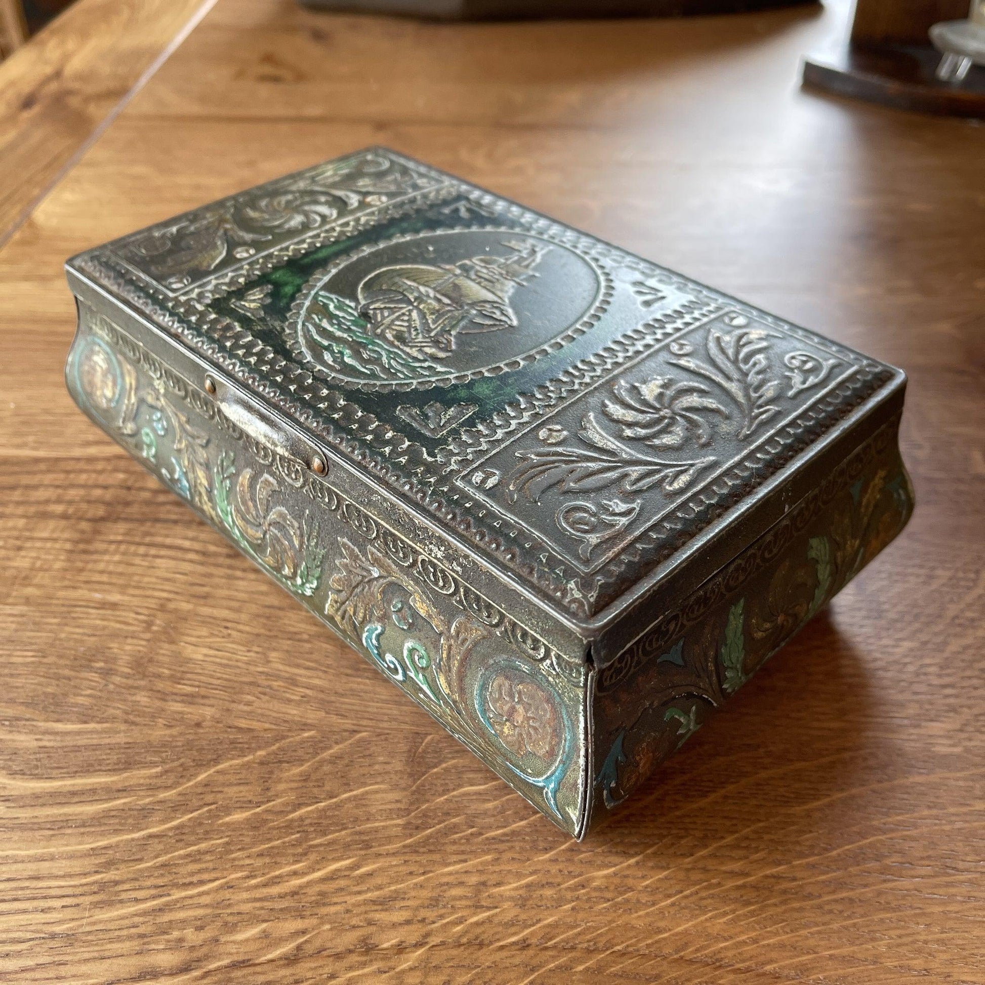 Vintage blik zeilschip - Bamestra Curiosa