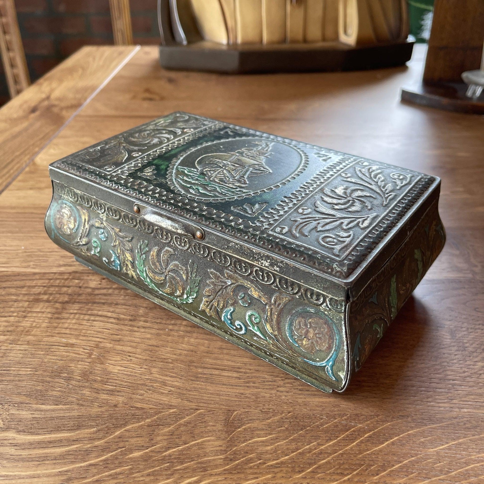 Vintage blik zeilschip - Bamestra Curiosa