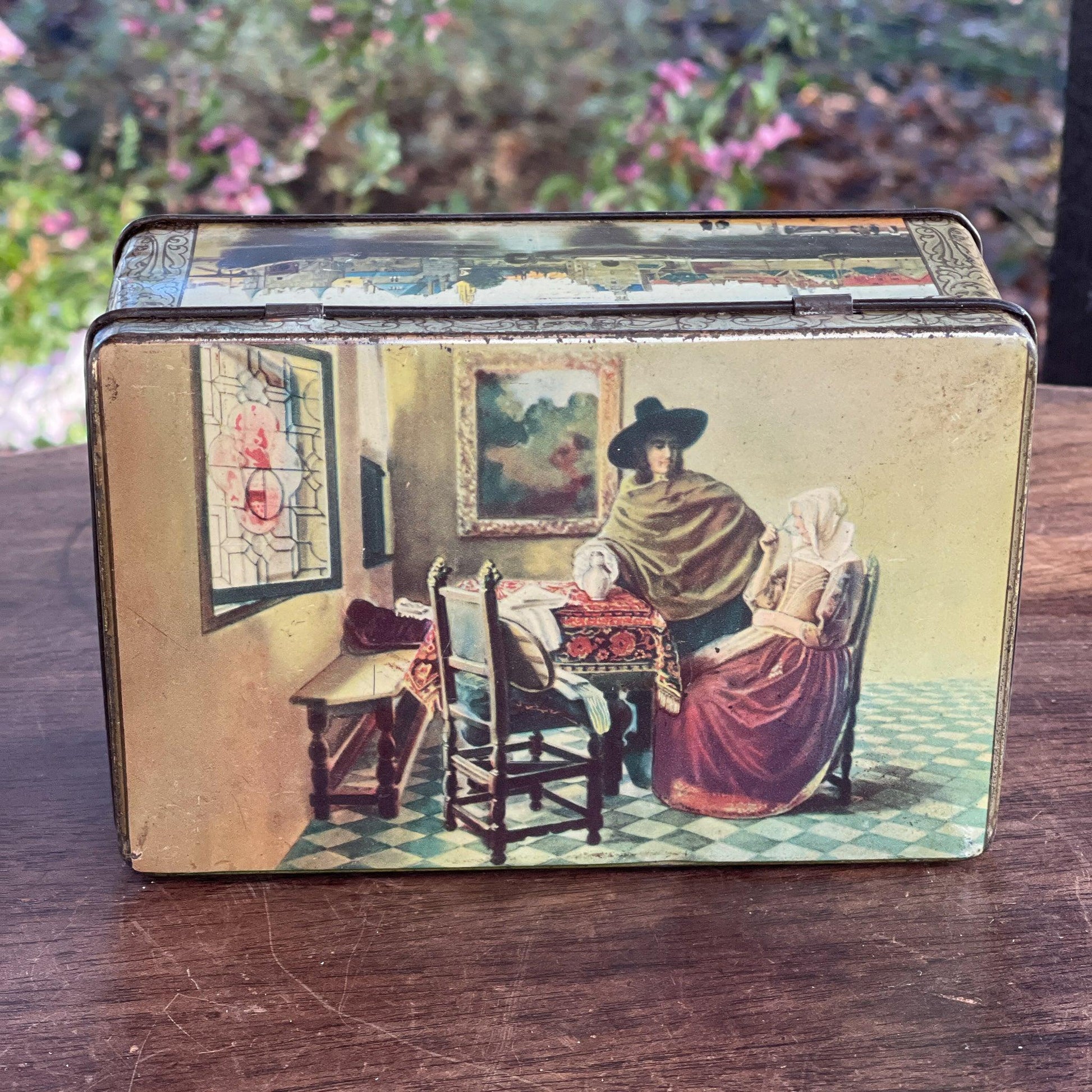 Vintage blikje met Hollandse taferelen van het merk HUS - The Collectionist