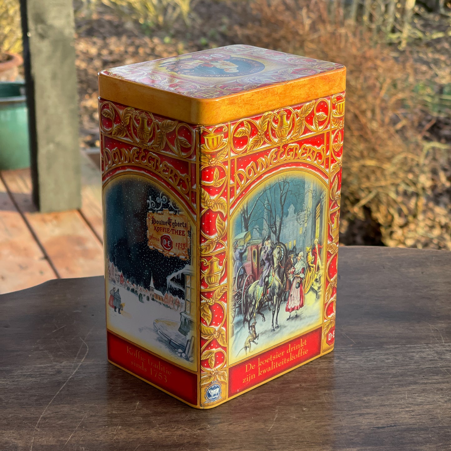 Douwe Egberts Winter Koffie Bewaarblik - Bamestra Curiosa