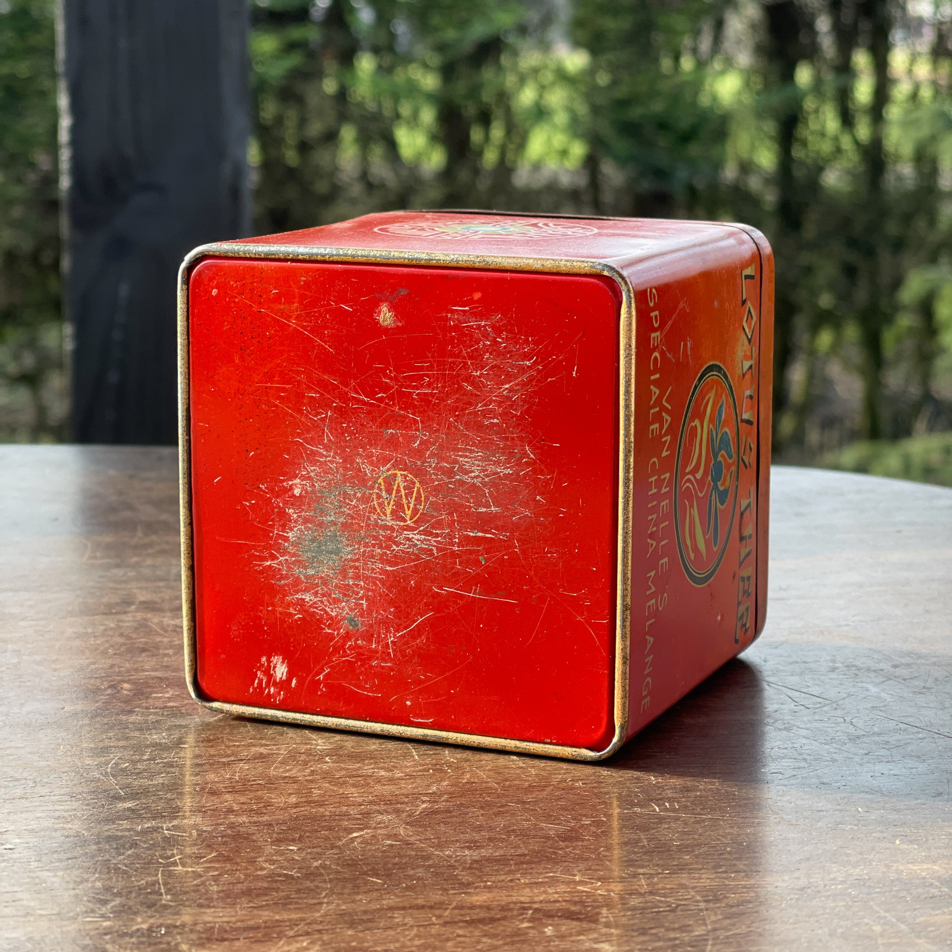 Van Nelle's Lotus Thee Blik - Bamestra Curiosa