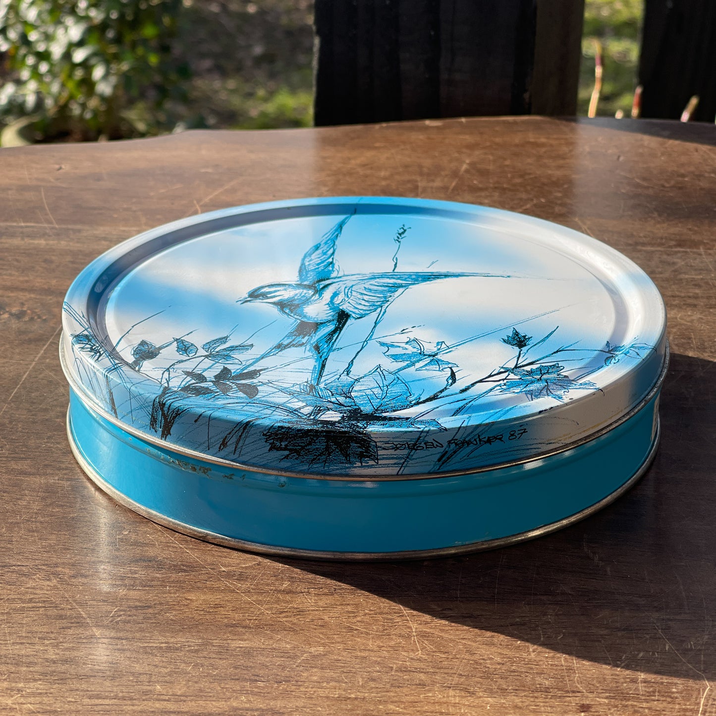 Deense Koekblik Met Een Vogel - Bamestra Curiosa