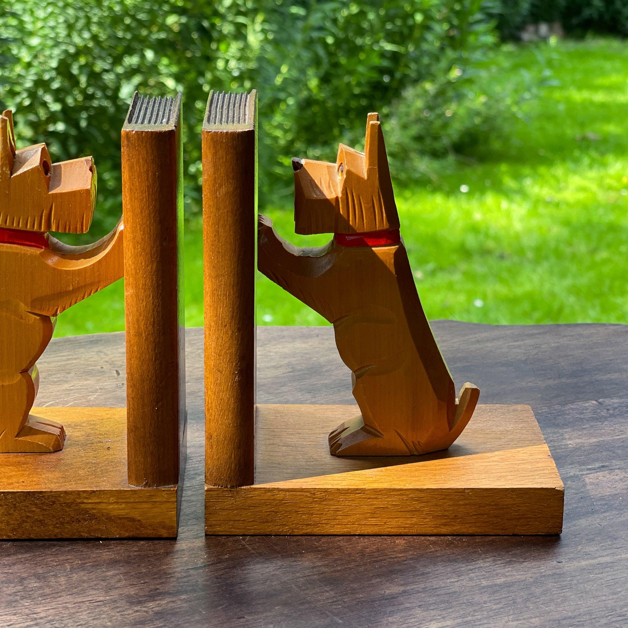 Vintage boekensteunen met hondjes - The Collectionist