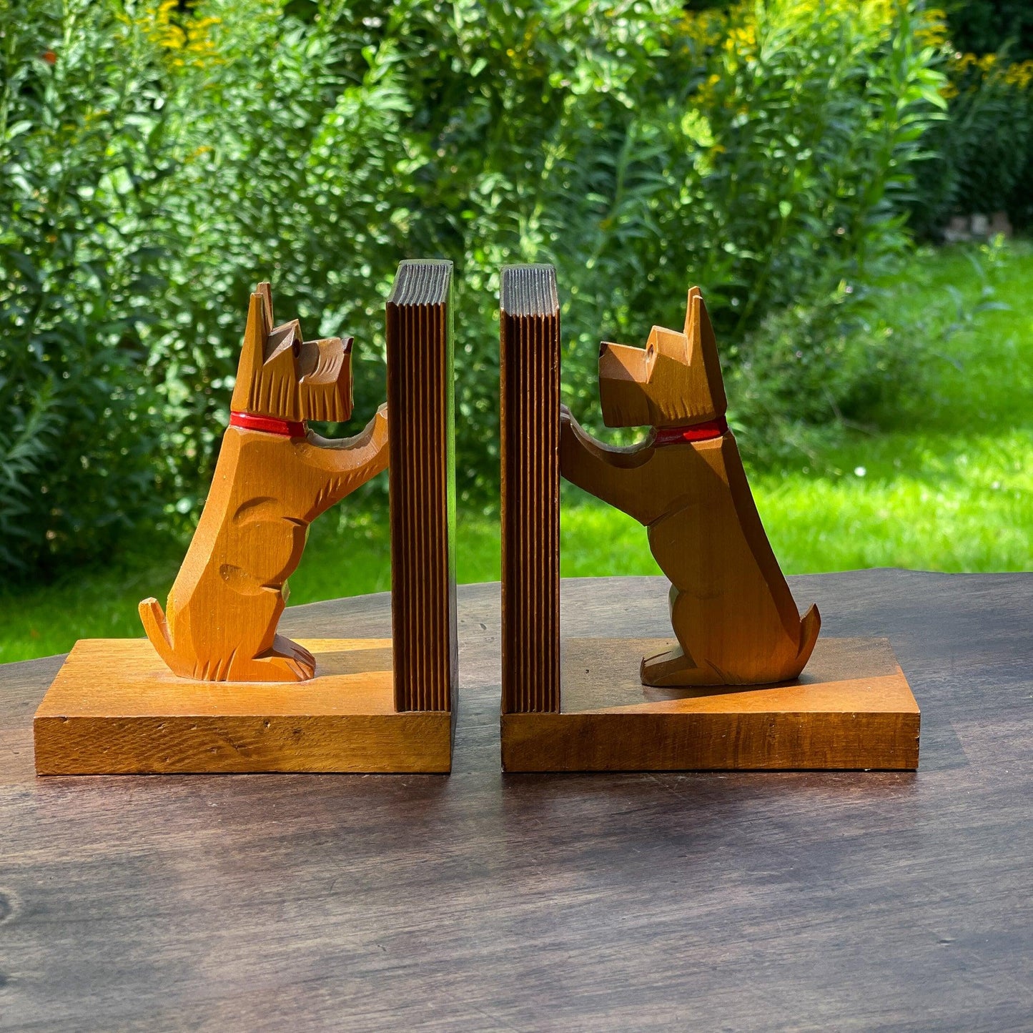 Vintage boekensteunen met hondjes - Bamestra Curiosa