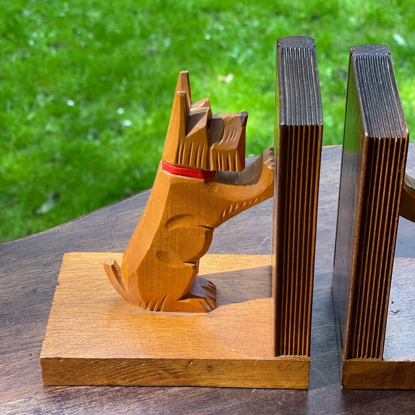 Vintage boekensteunen met hondjes - Bamestra Curiosa