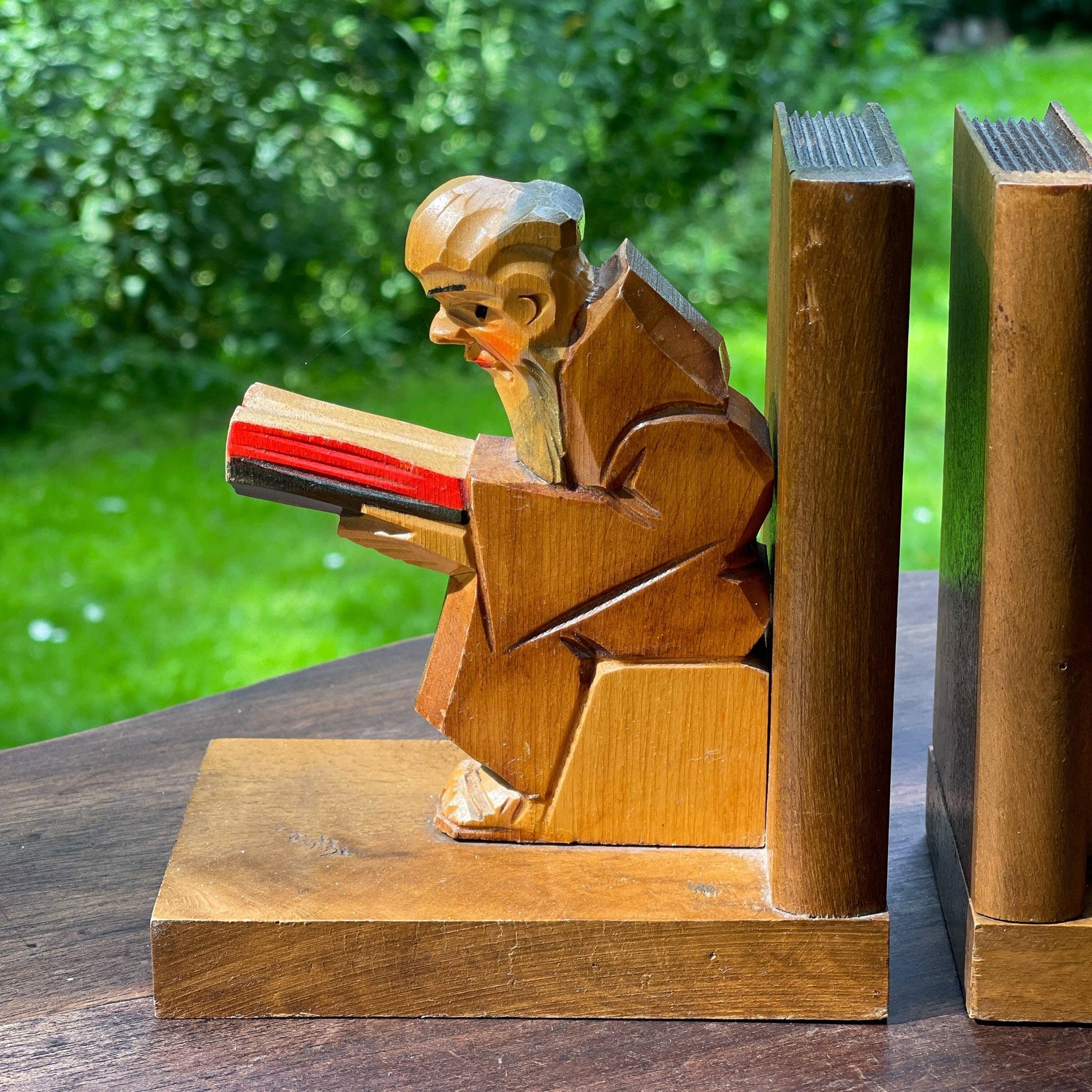 Vintage boekensteunen met monniken - Bamestra Curiosa