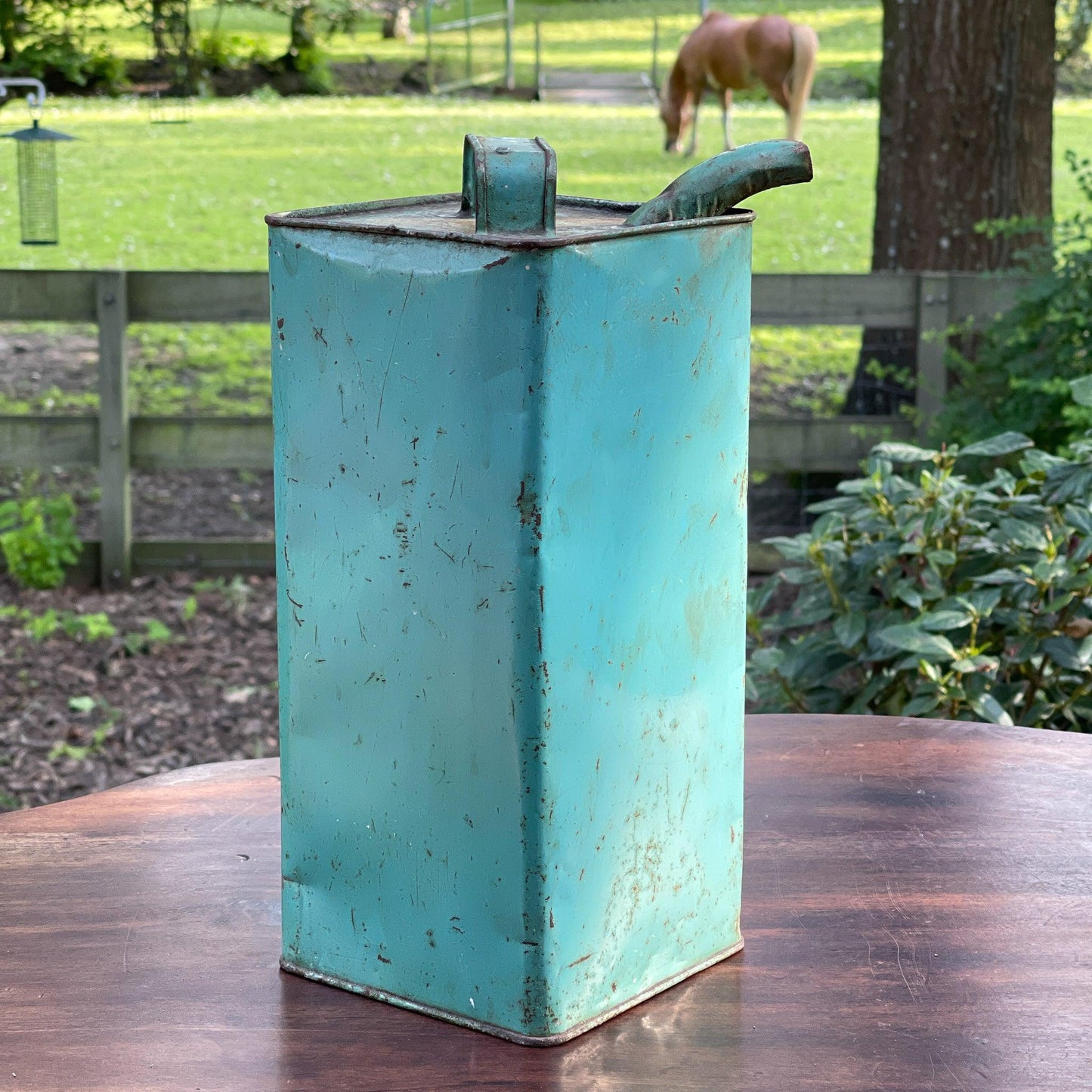 Vintage Caltex petroleum kan - Bamestra Curiosa