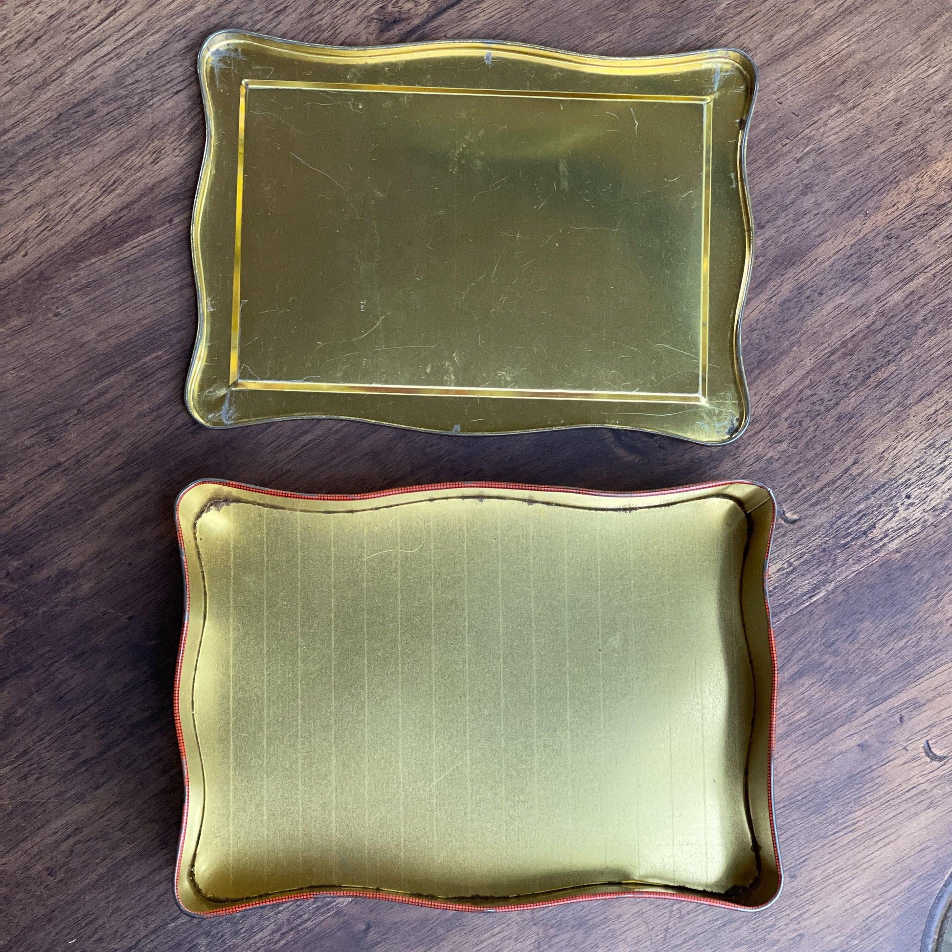 Vintage Chinese thee blik - The Collectionist