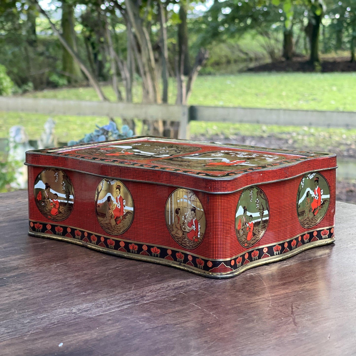 Vintage Chinese thee blik - The Collectionist