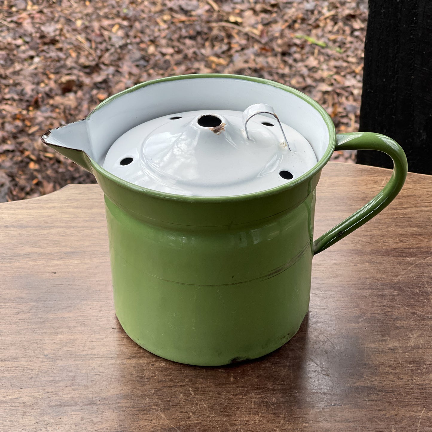 Emaille melkkoker - Bamestra Curiosa