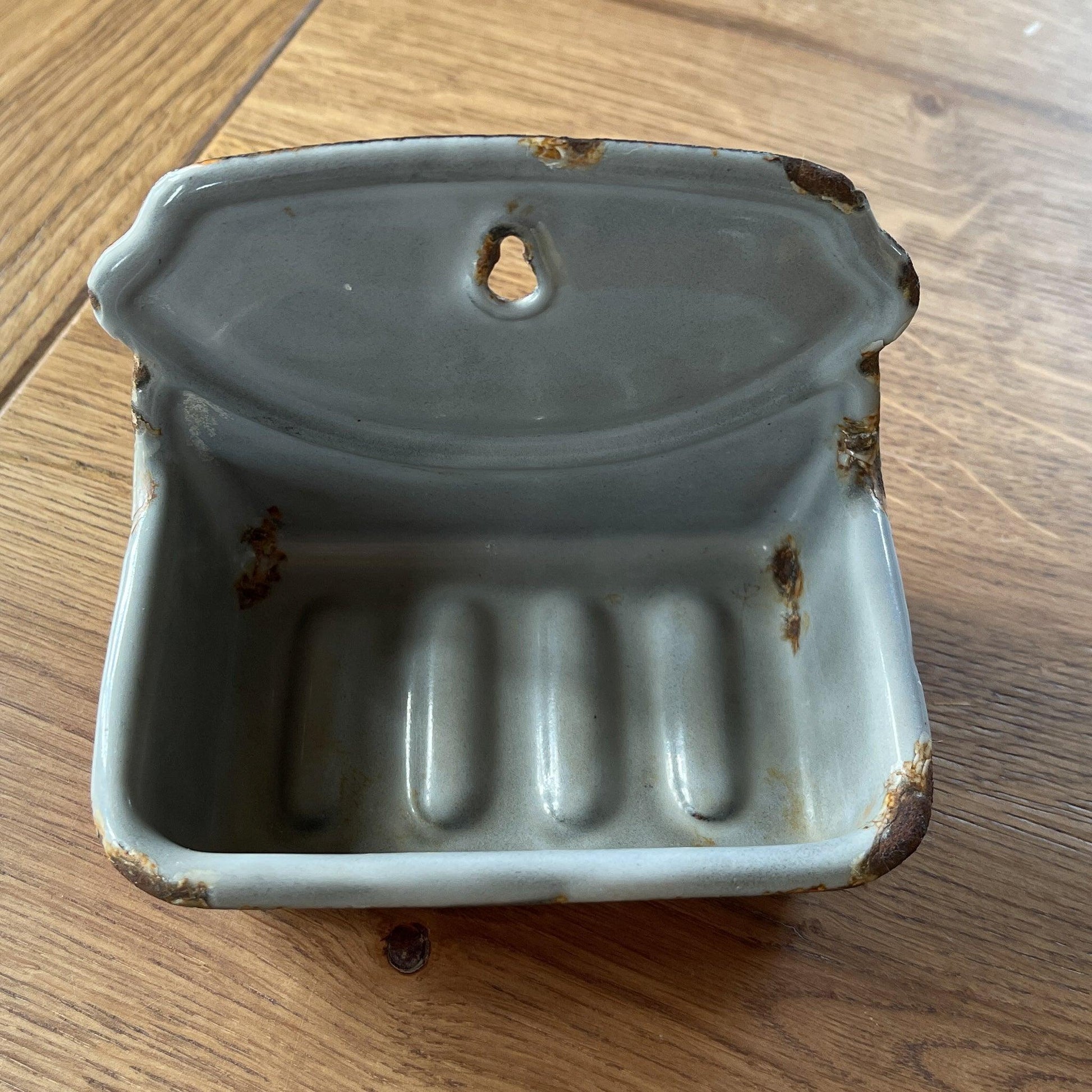 Vintage emaille zeepbakje - Bamestra Curiosa