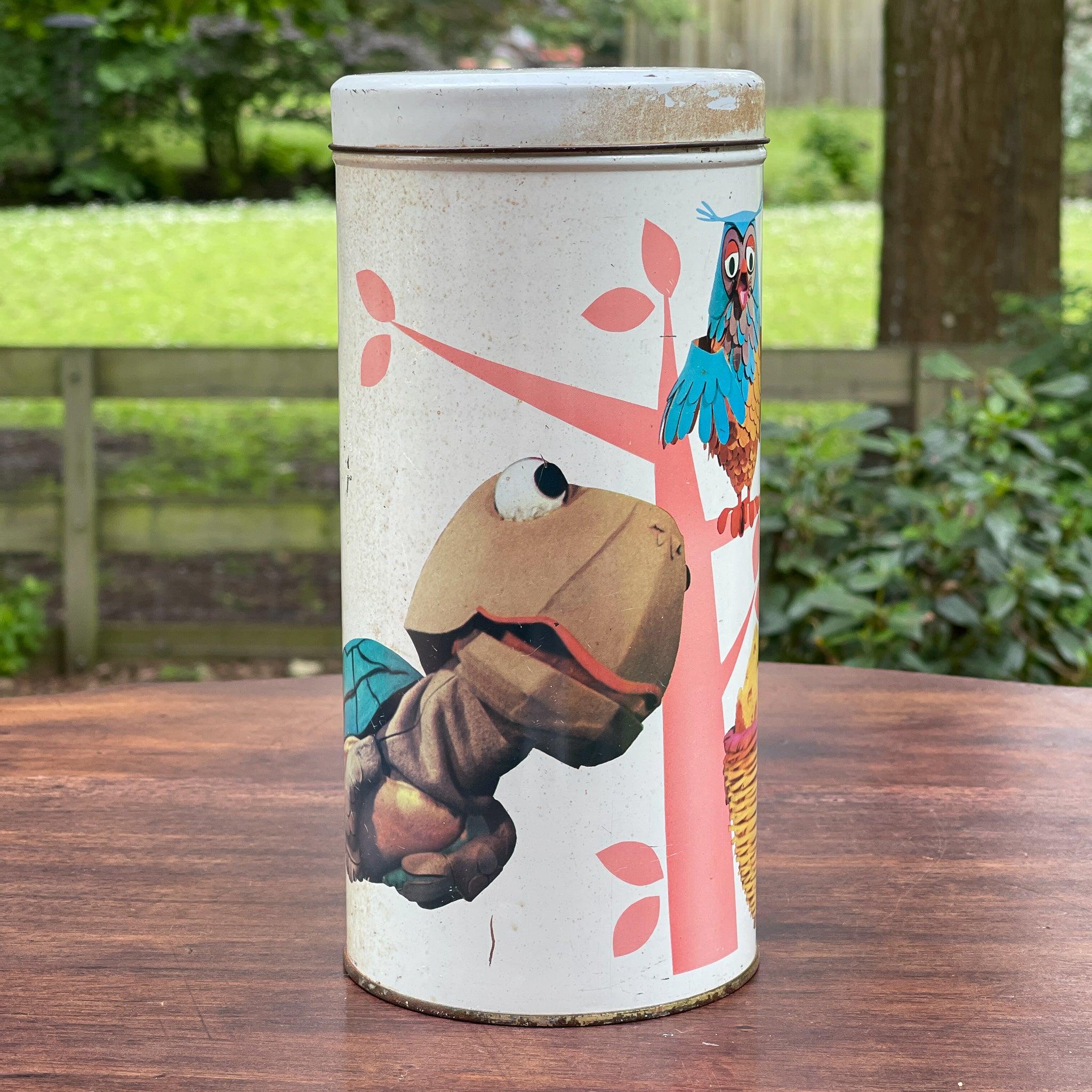 Vintage Fabeltjeskrant beschuitbus van Bolletje - The Collectionist