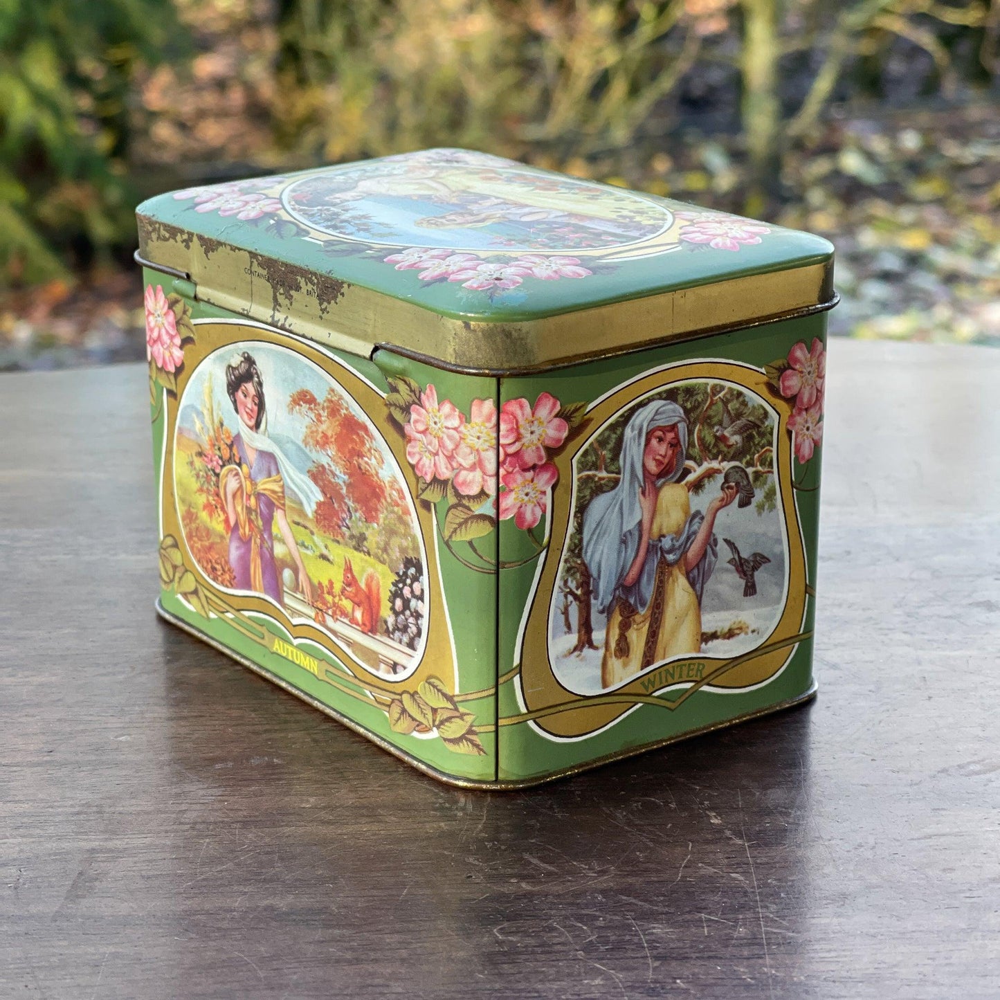 Vintage jaargetijden blik - Bamestra Curiosa