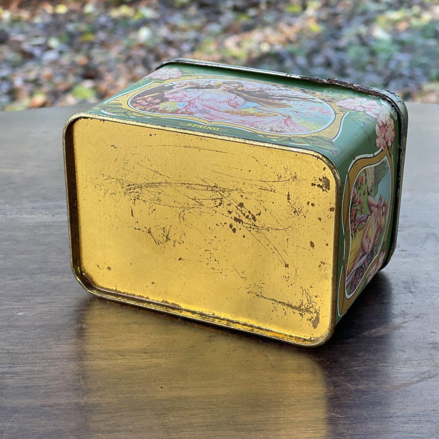 Vintage jaargetijden blik - Bamestra Curiosa