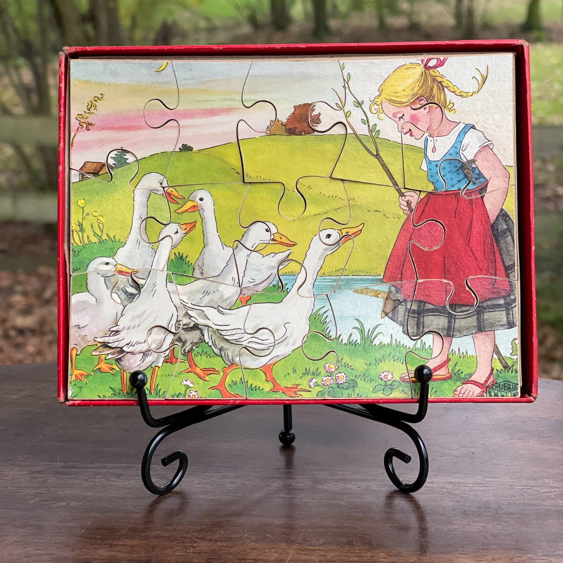 Vintage jigsaw puzzel meisje met ganzen - The Collectionist