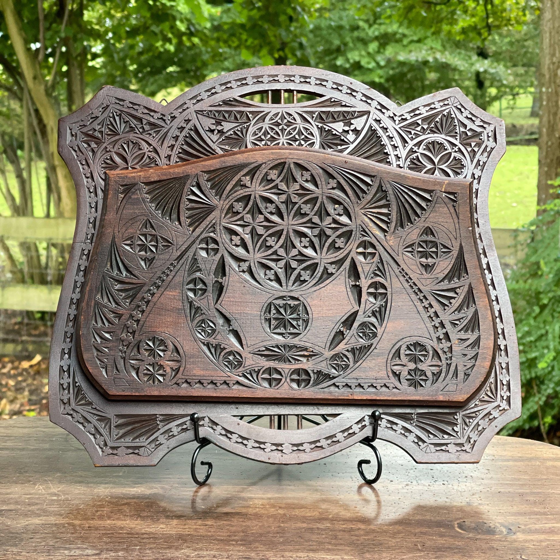 Vintage kerfwerk krant / posthouder - Bamestra Curiosa