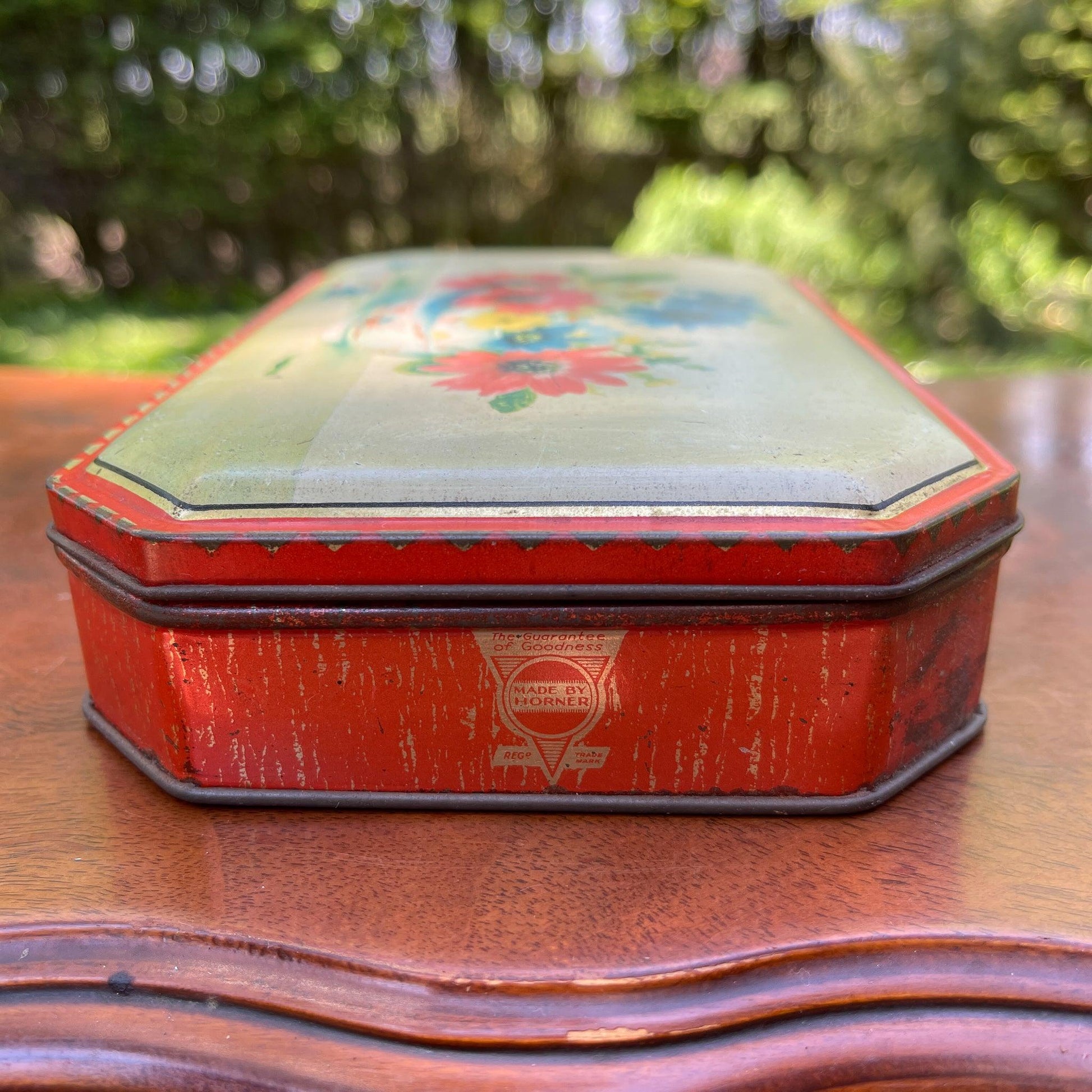 Vintage koekblik met bloemen - Bamestra Curiosa