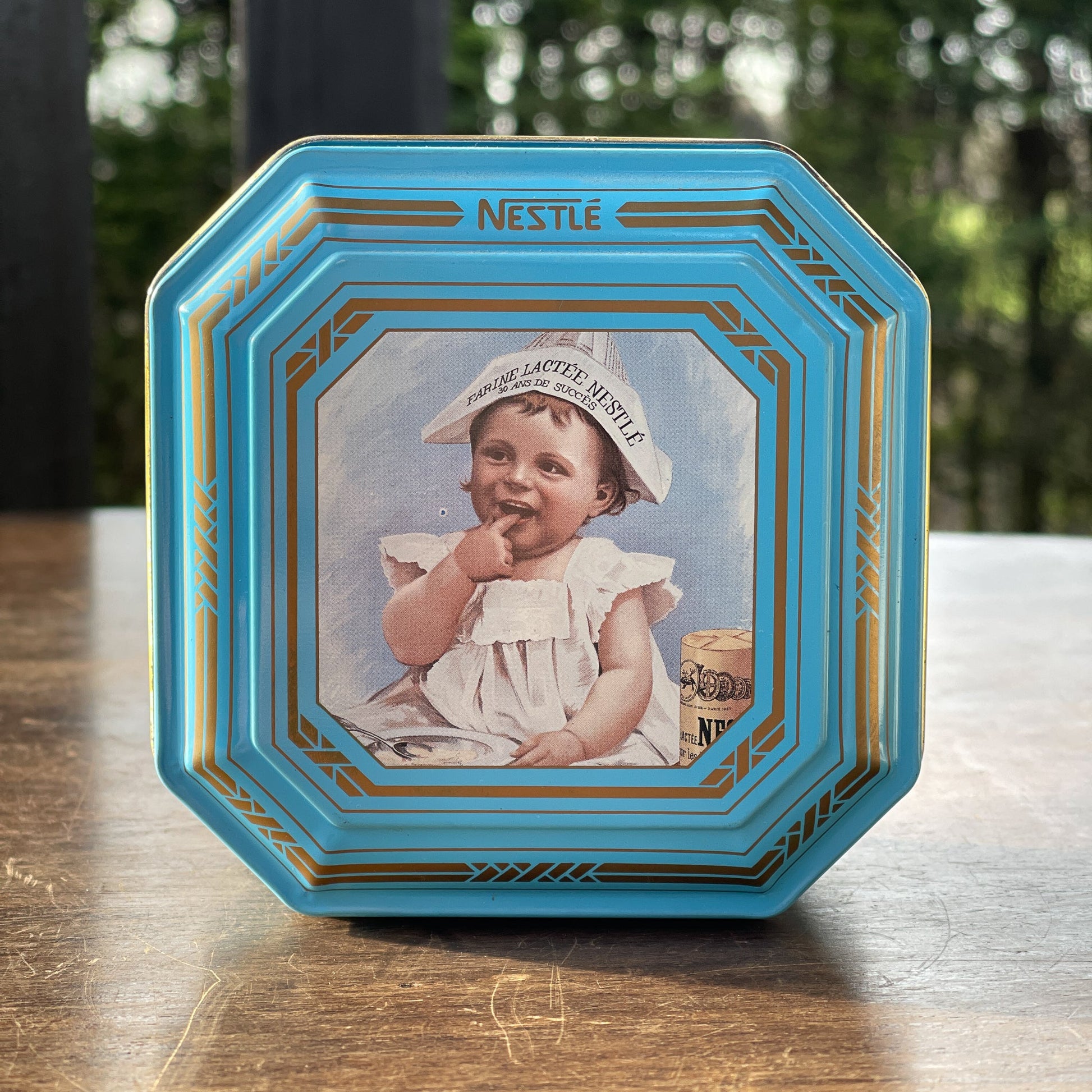 Vintage Nestlé blik - The Collectionist