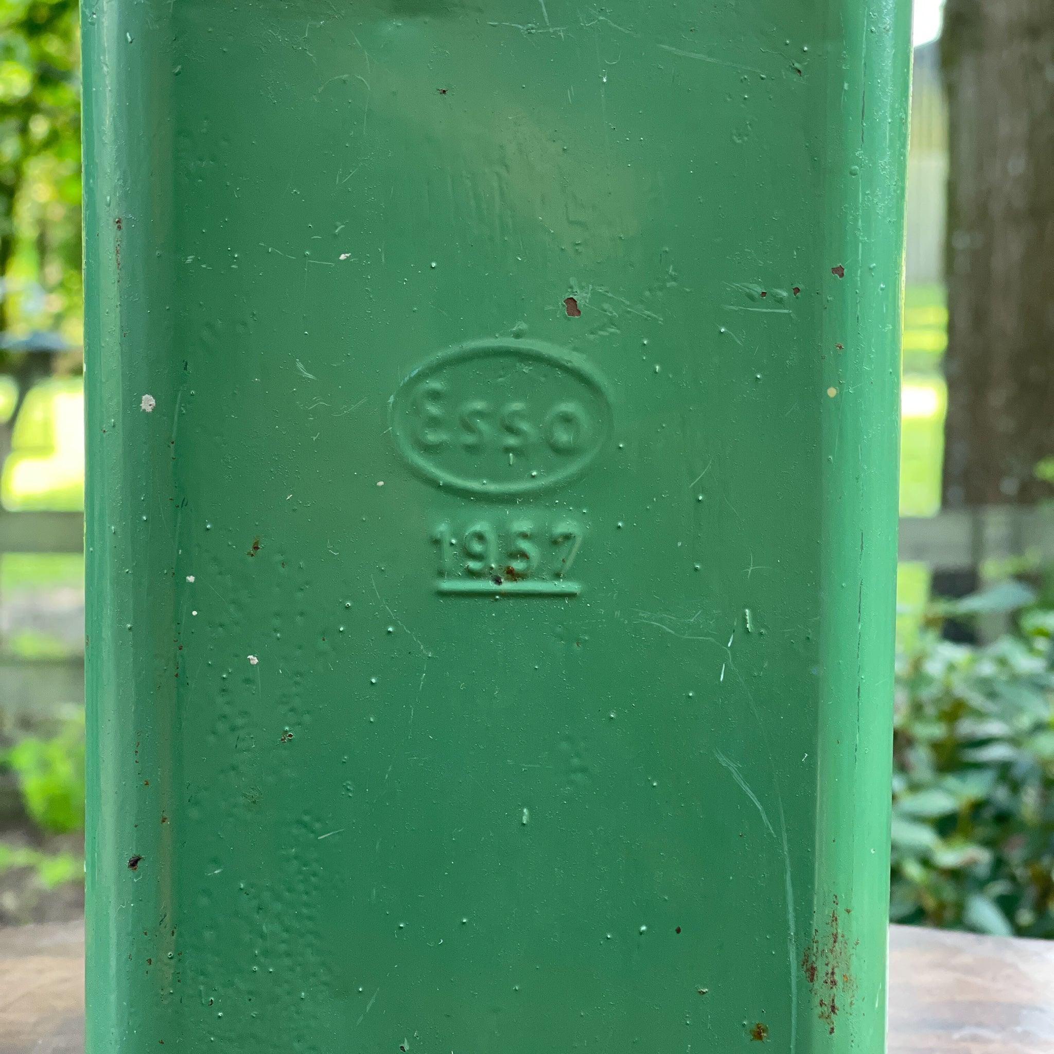 Vintage olie of petroleum kan ESSO 1957 - The Collectionist