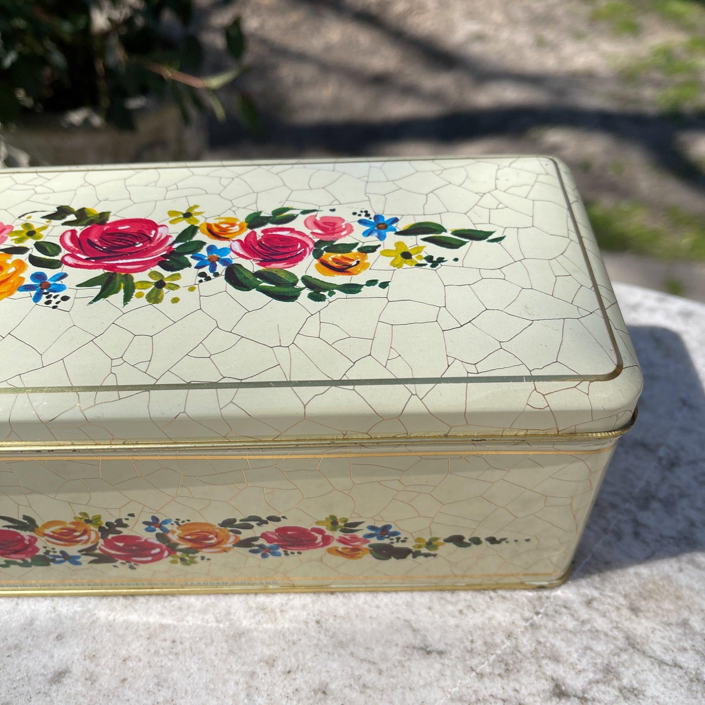 Vintage ontbijtkoek blik met rozen - Bamestra Curiosa