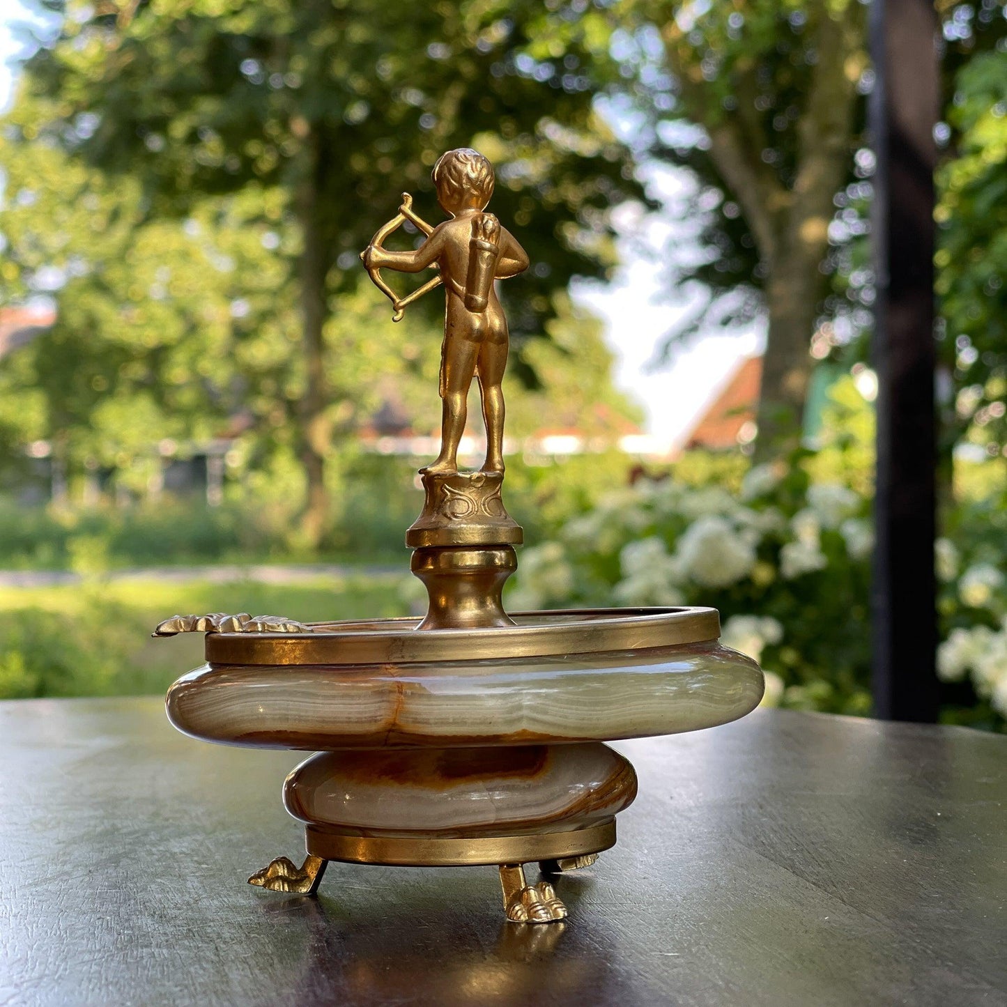 Vintage Onyx asbak met Cupido - Bamestra Curiosa