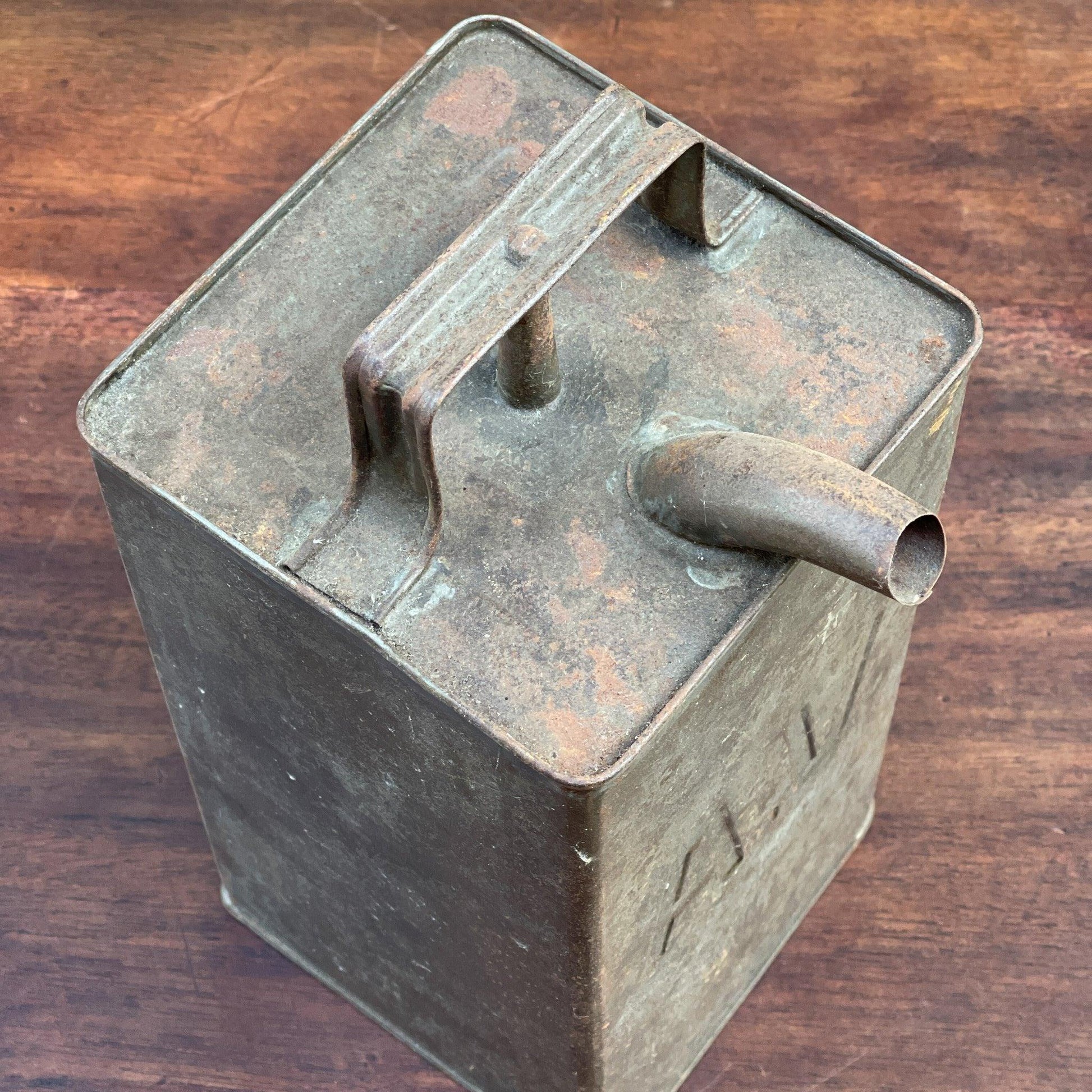 Vintage petroleum kan A.V. - Bamestra Curiosa