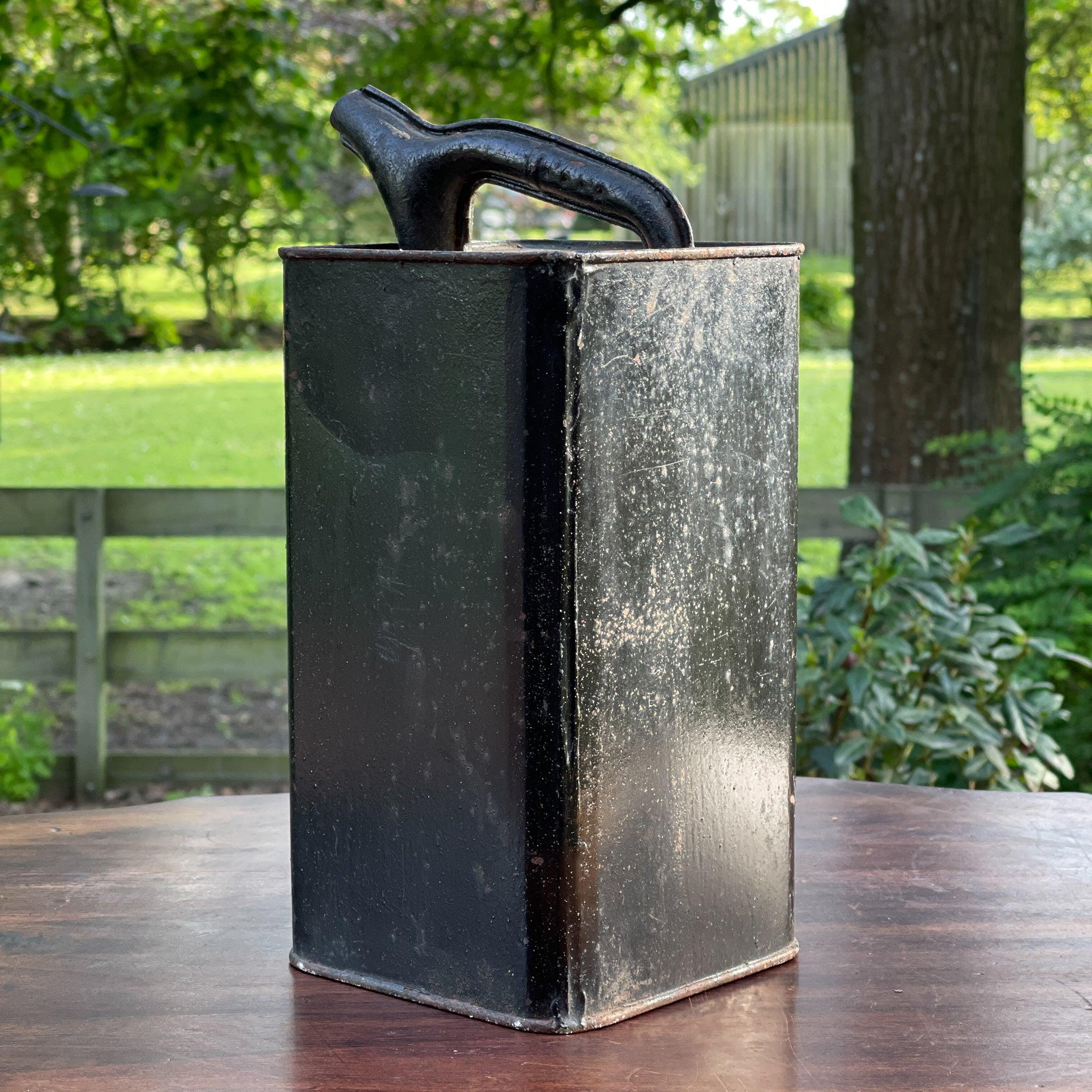 Vintage petroleum kan Esso 1957 - The Collectionist