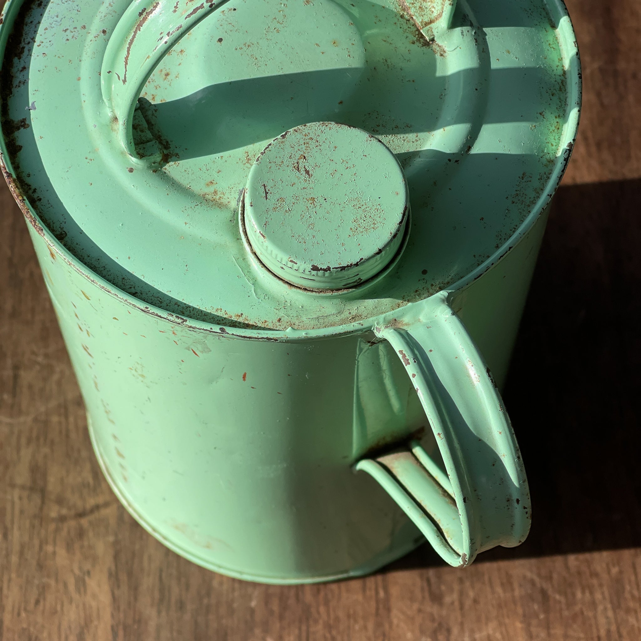 Vintage Petroleumkan - The Collectionist