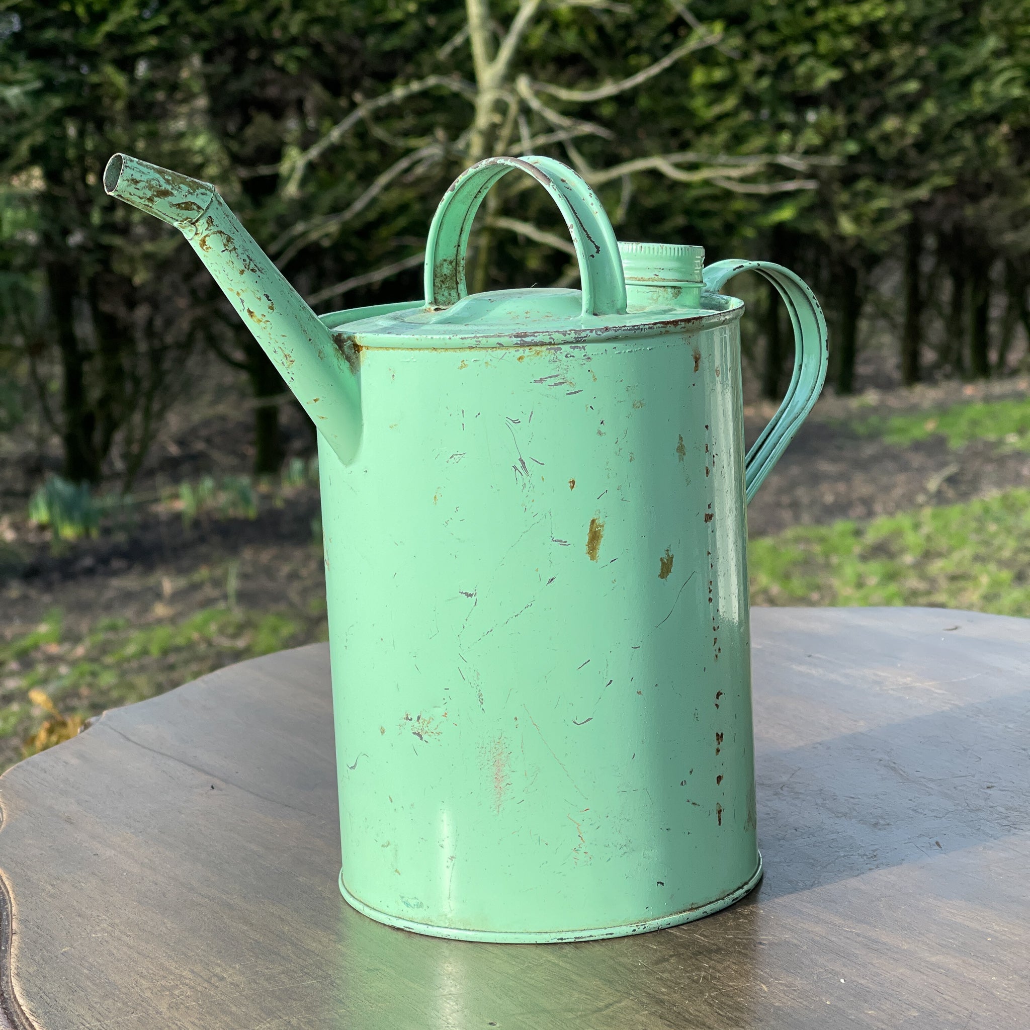 Vintage Petroleumkan - The Collectionist