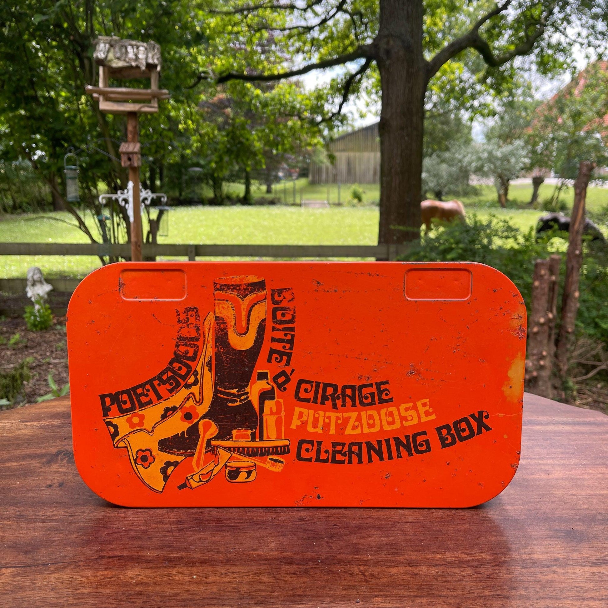 Vintage poetsdoos van Brabantia - Bamestra Curiosa