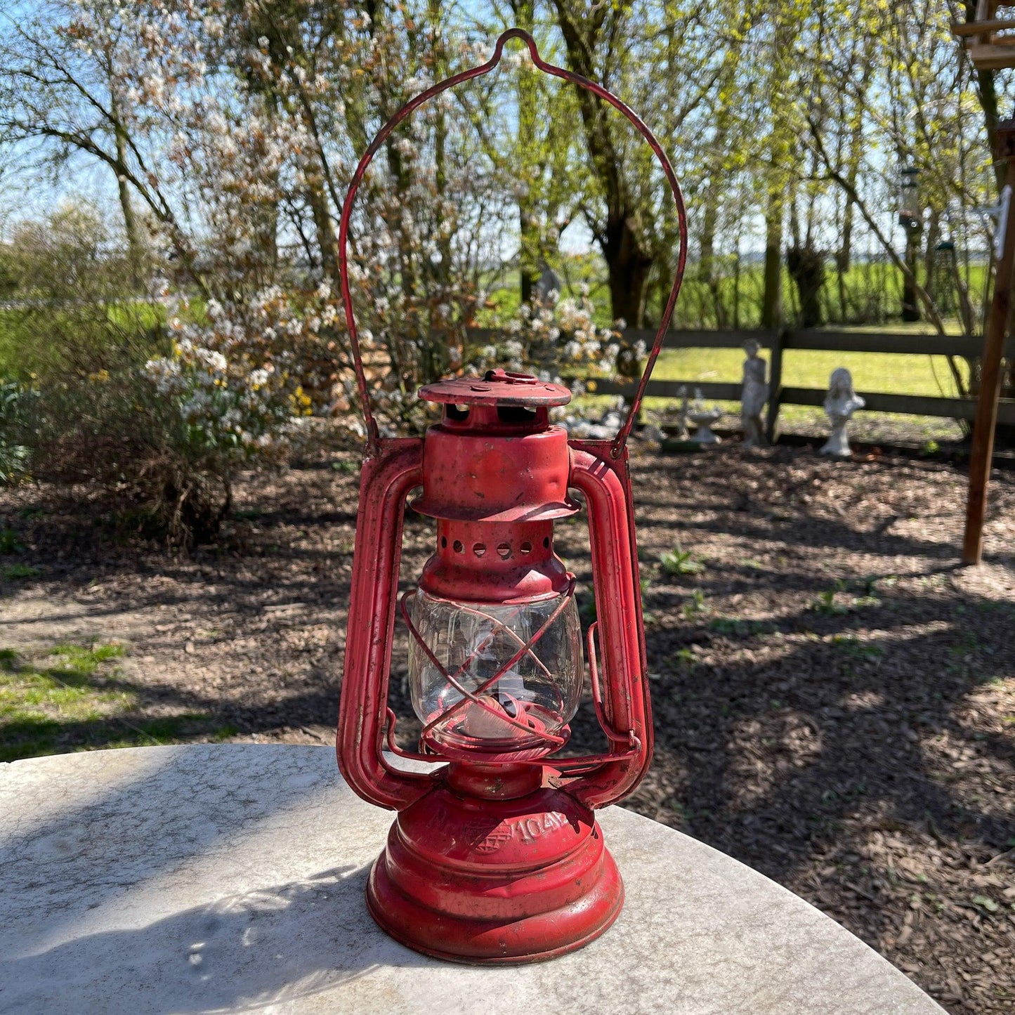 Vintage stormlantaarn petroleum lamp No 104 E - Bamestra Curiosa