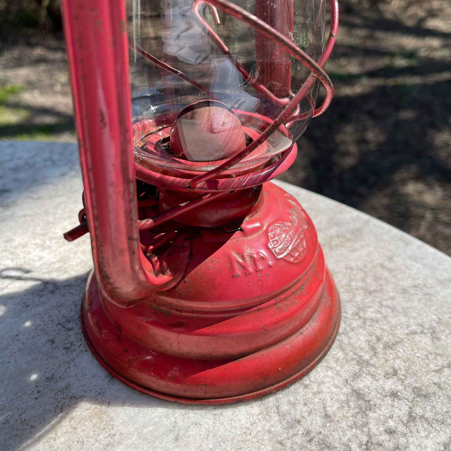 Vintage stormlantaarn petroleum lamp No 104 E - Bamestra Curiosa