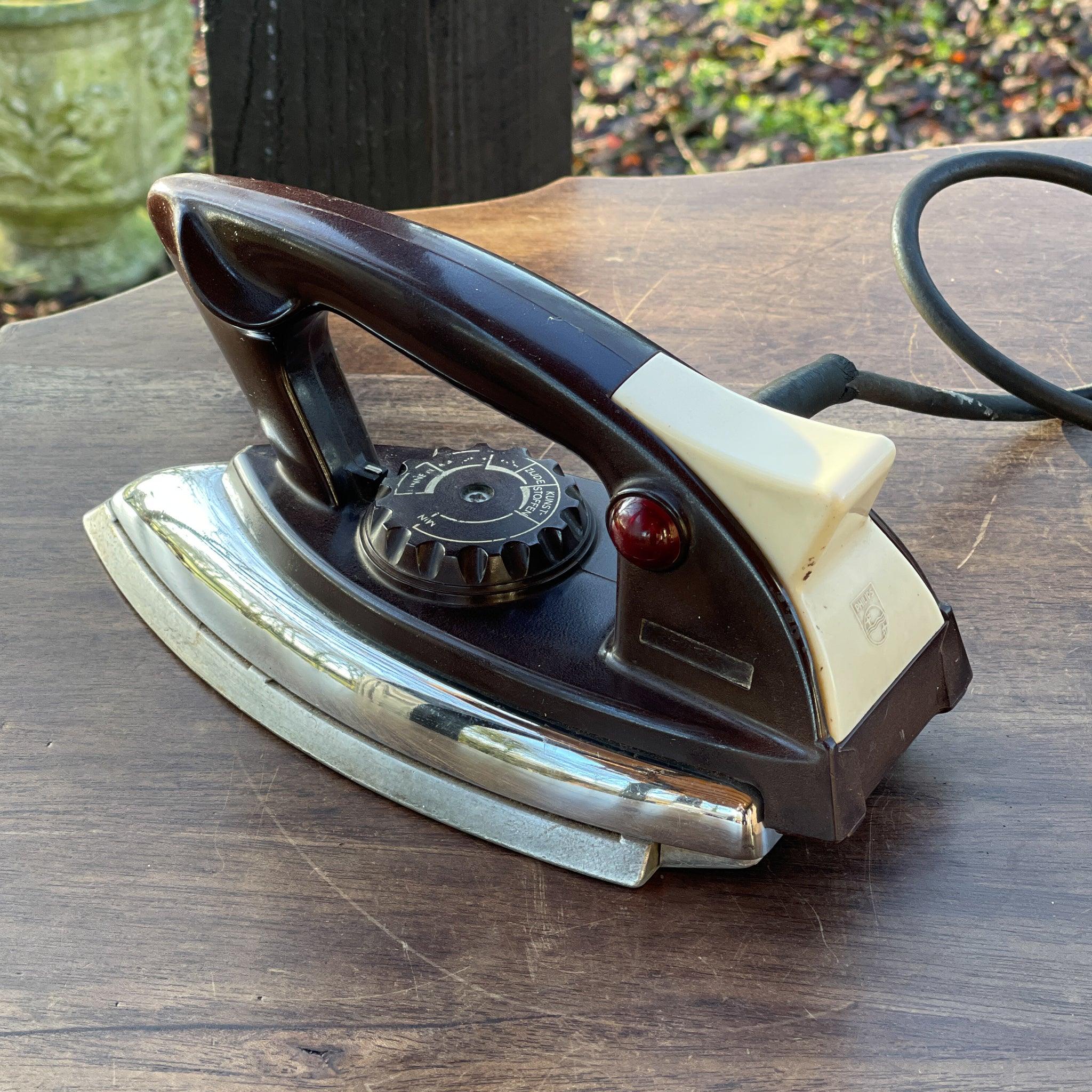 Vintage Strijkijzer van Philips - The Collectionist