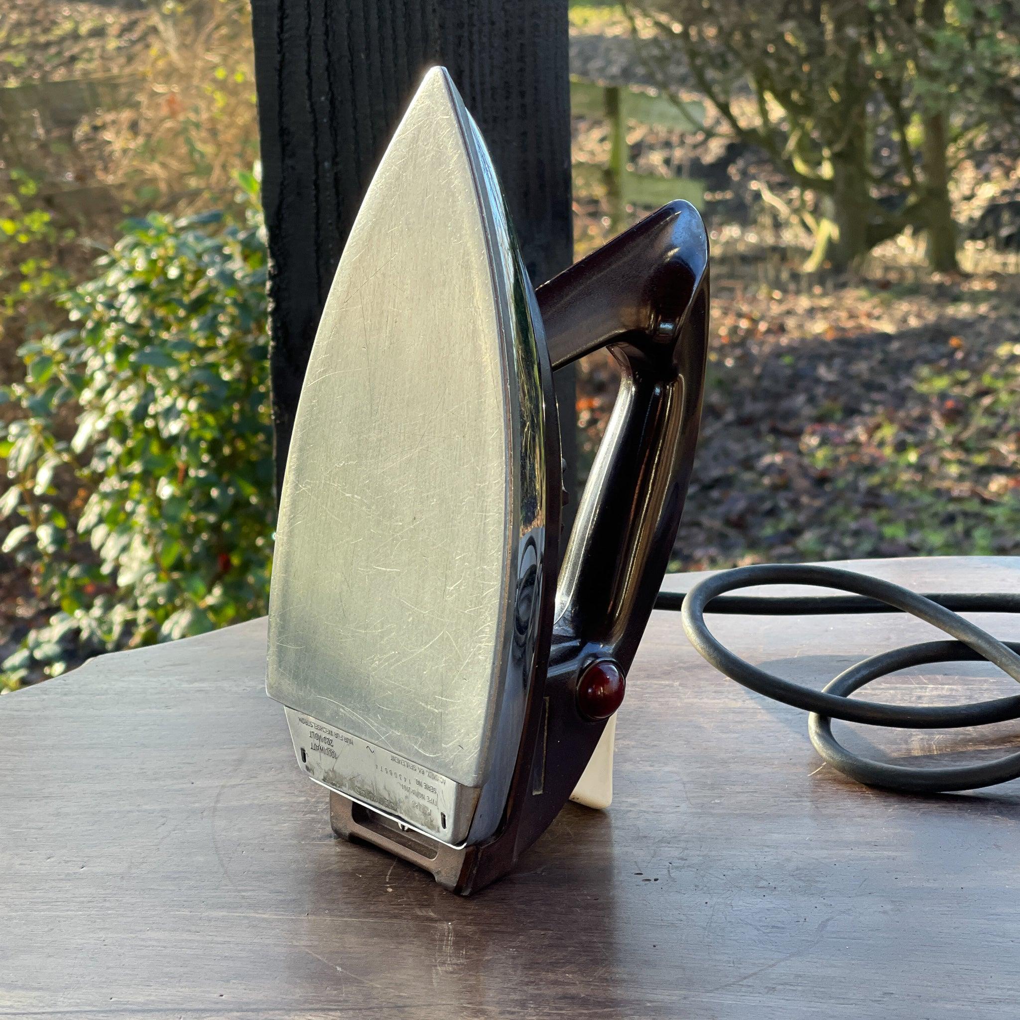 Vintage Strijkijzer van Philips - The Collectionist