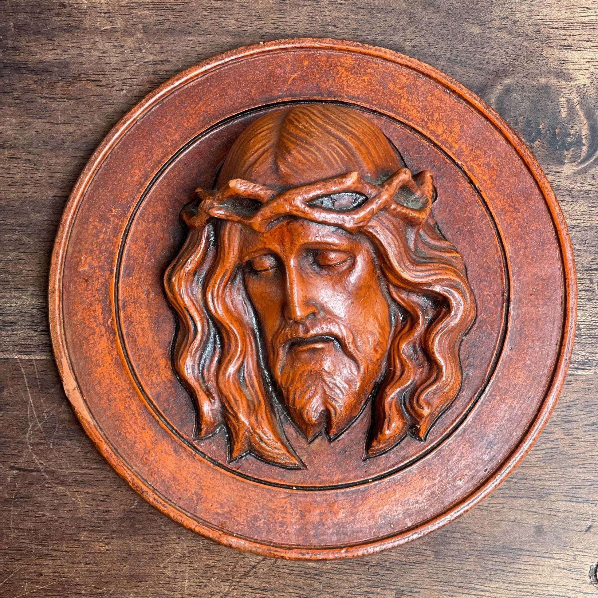 Vintage terracotta wandborden van Maria en Jezus - The Collectionist