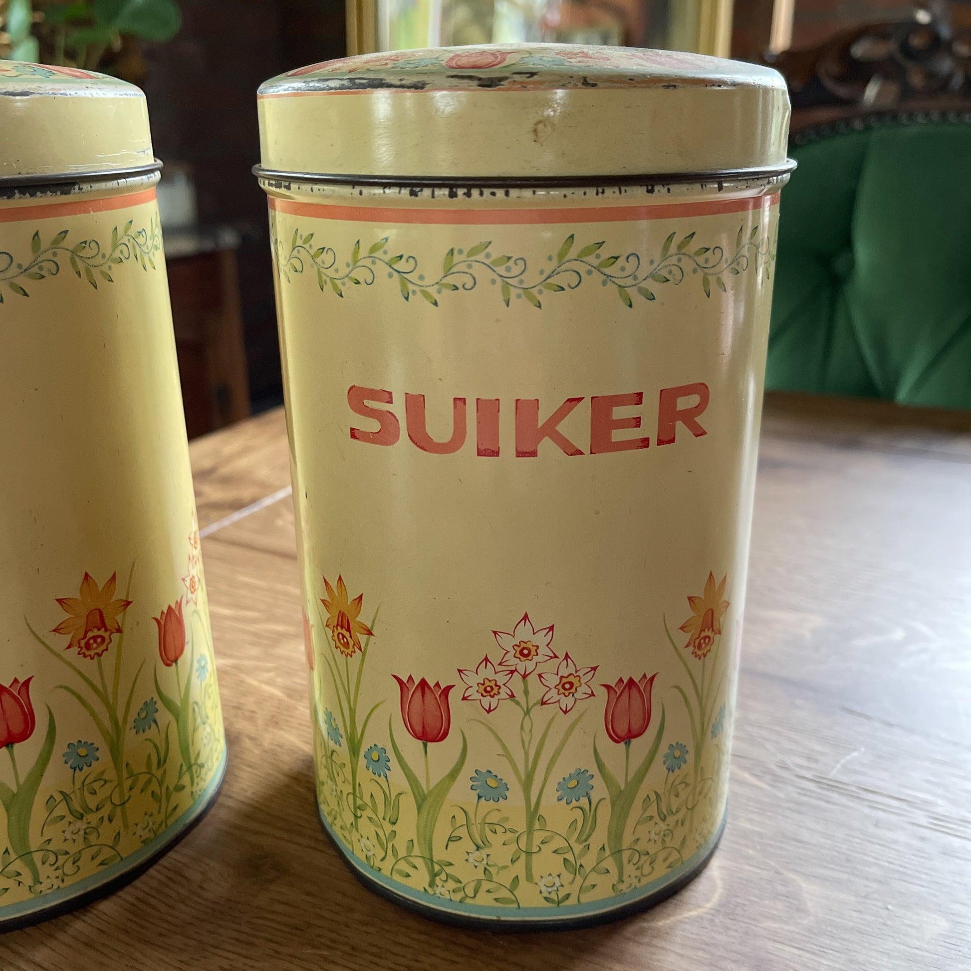 Vintage thee en suiker blikken - Bamestra Curiosa