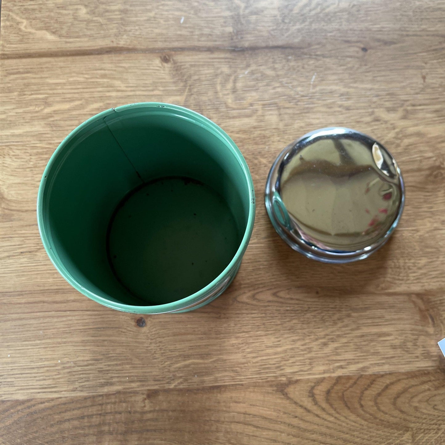 Vintage voorraadbus met venster - Bamestra Curiosa