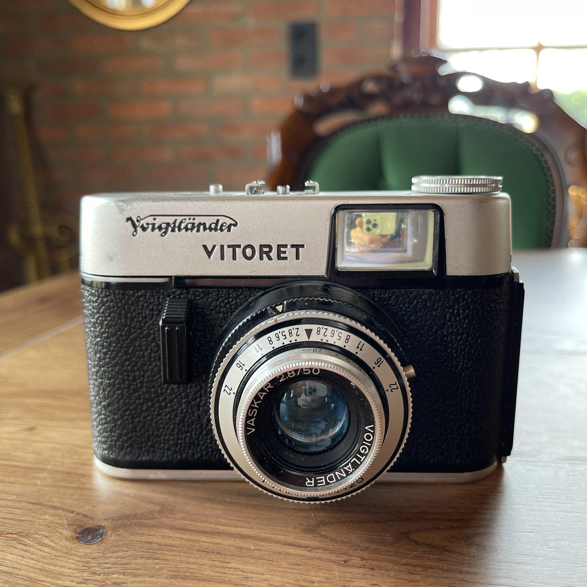 Voigtlander Vitoret - Bamestra Curiosa