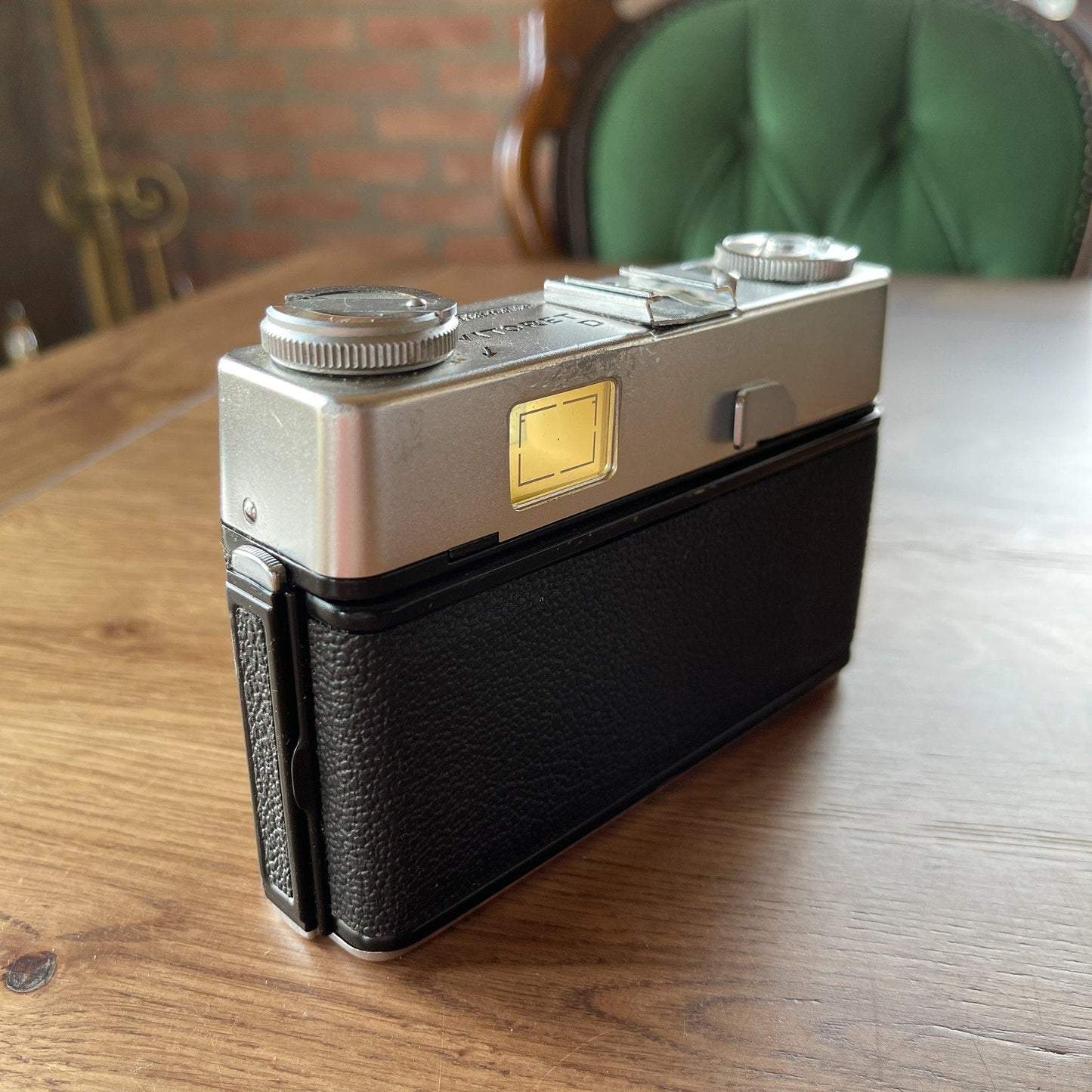 Voigtlander Vitoret D - Bamestra Curiosa