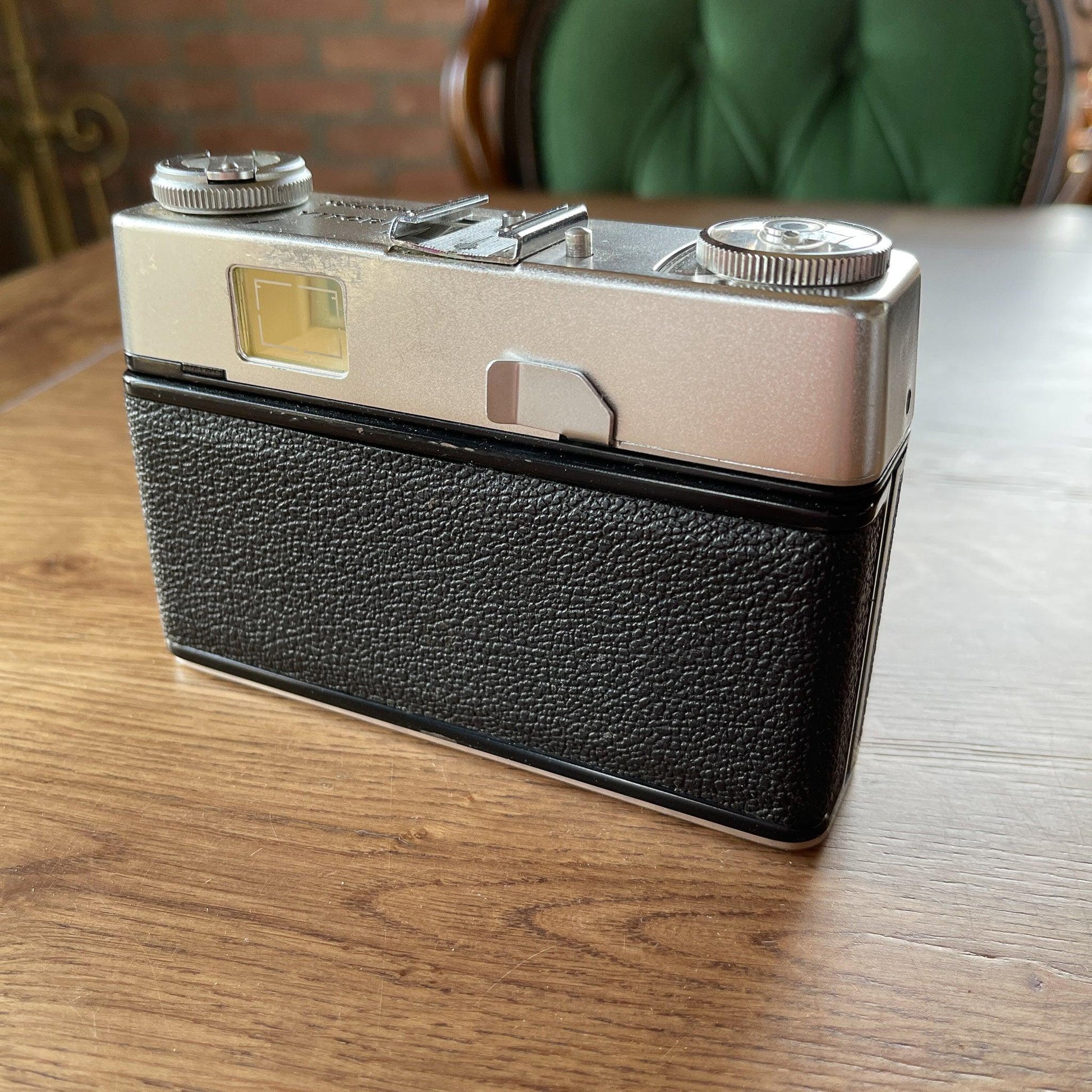 Voigtlander Vitoret D - Bamestra Curiosa