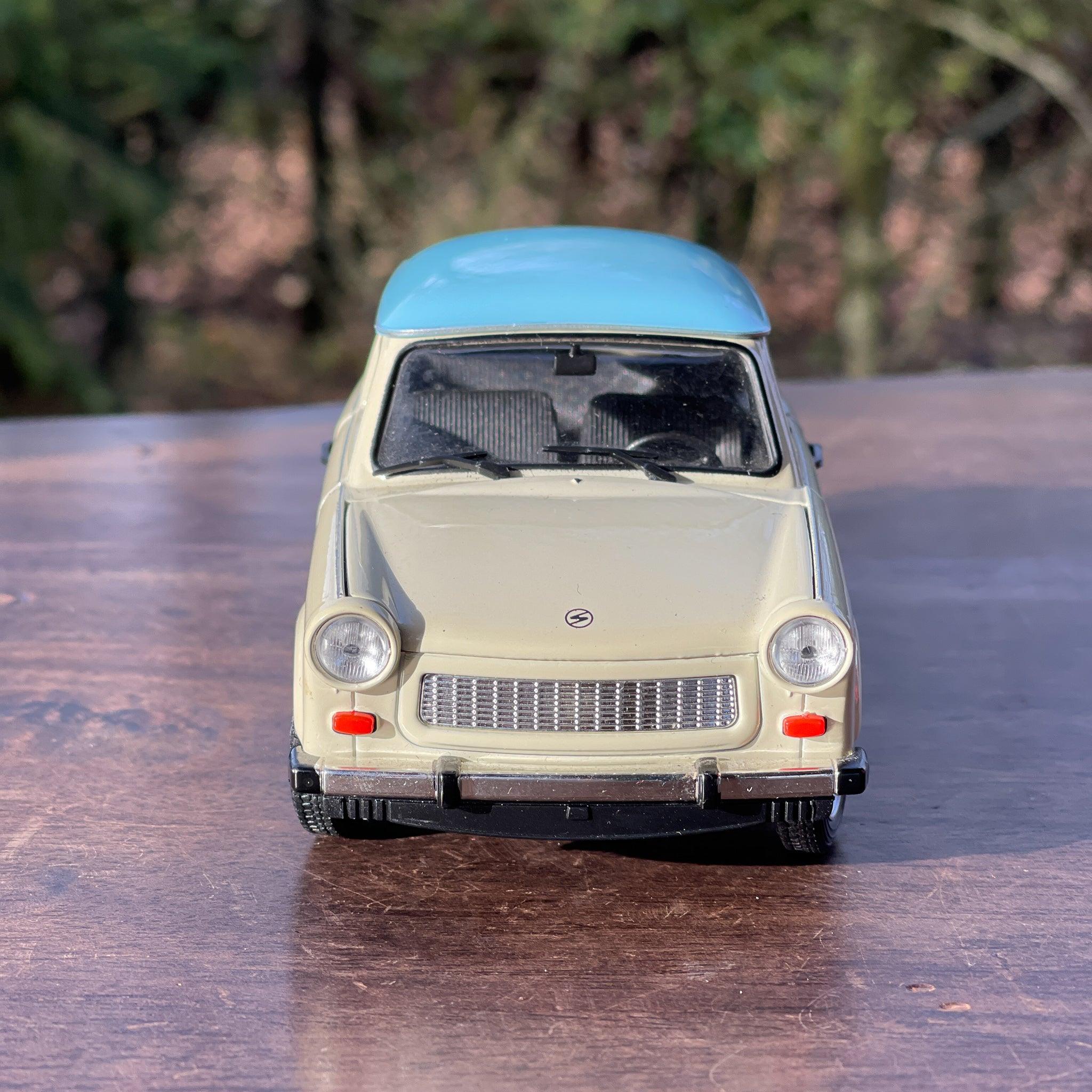 Welly schaal model Trabant 601 schaal 1:24 - The Collectionist