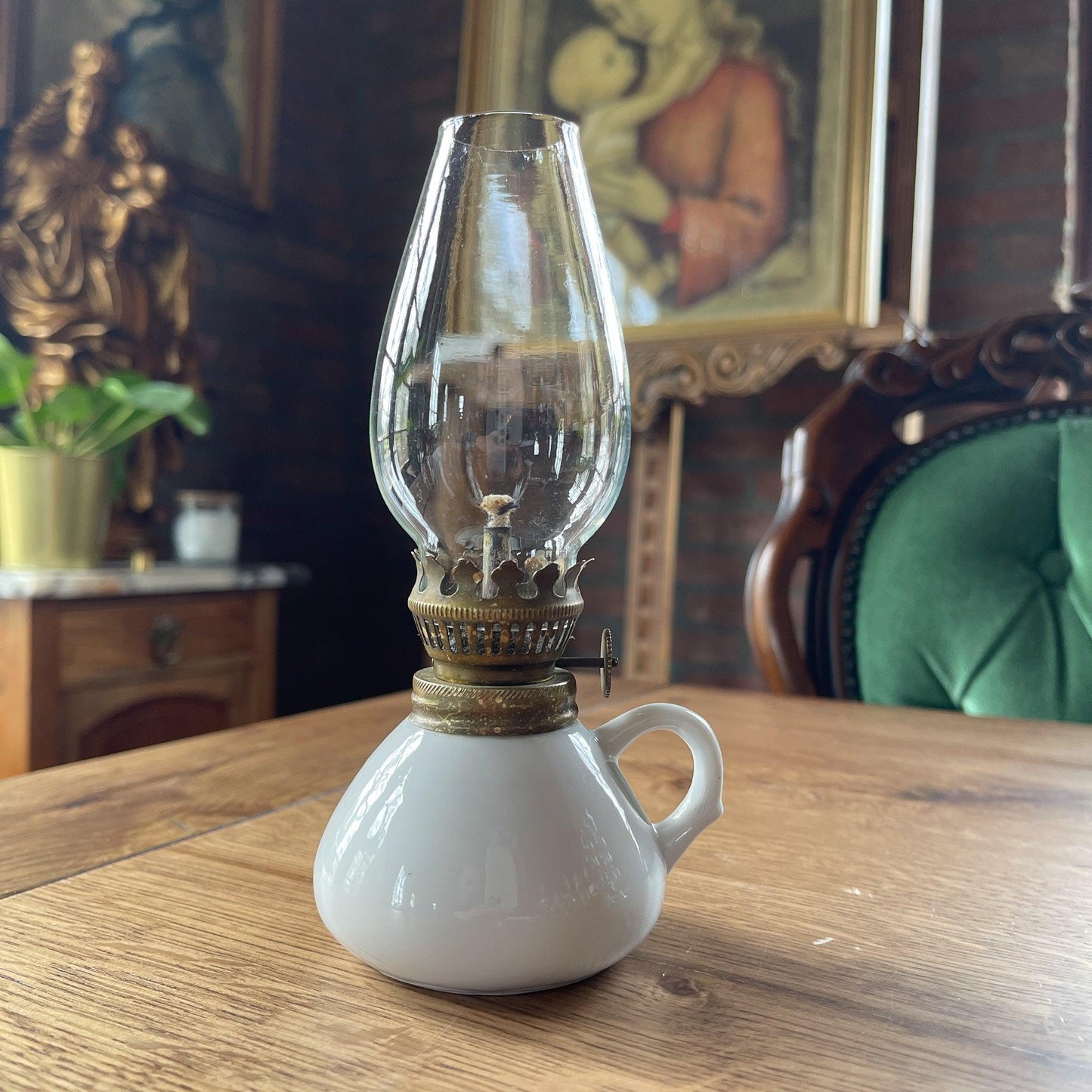 Wit proseleinen olielampje - Bamestra Curiosa