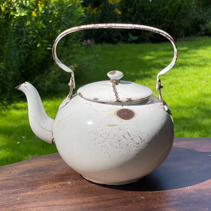 Witte emaille chocolade ketel - Bamestra Curiosa