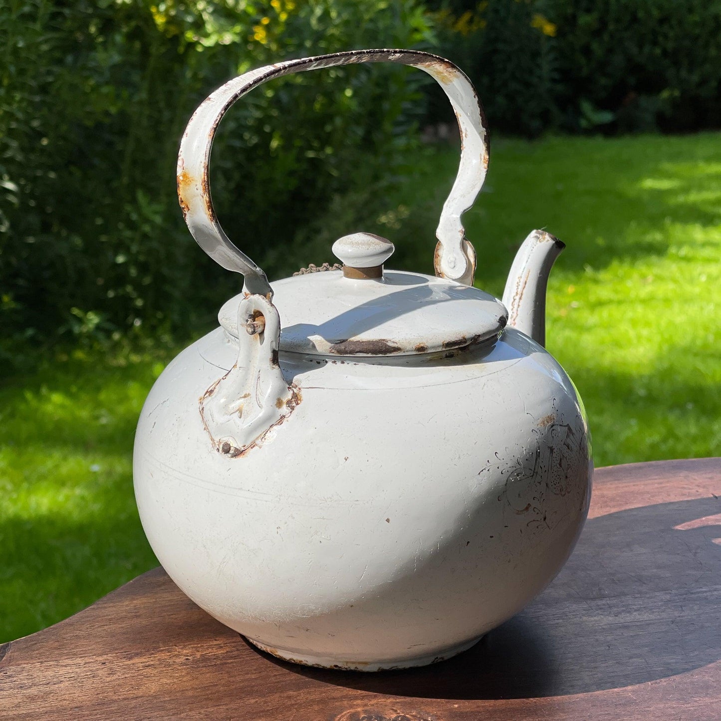 Witte emaille chocolade ketel - Bamestra Curiosa