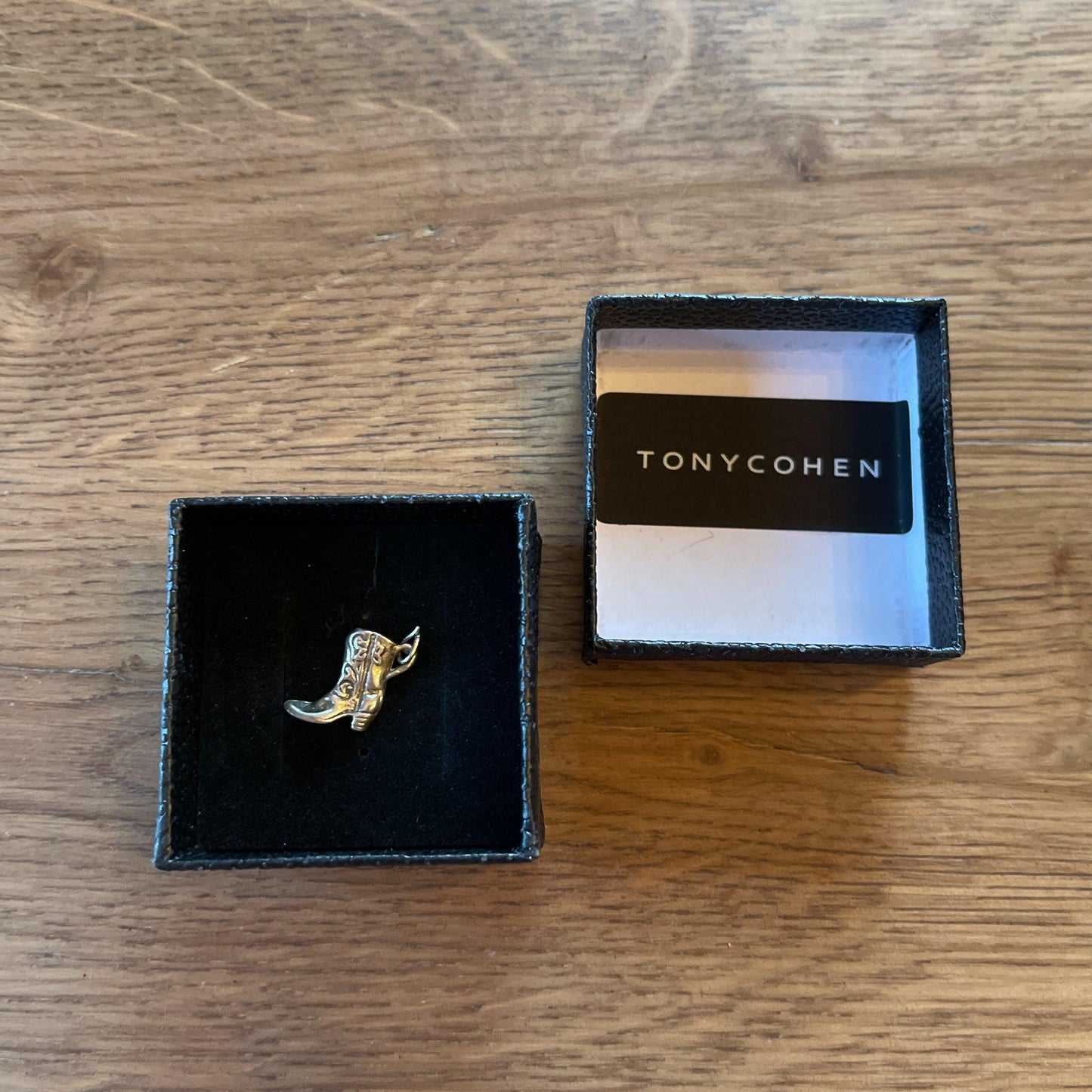 Zilveren hanger cowboylaars - Bamestra Curiosa