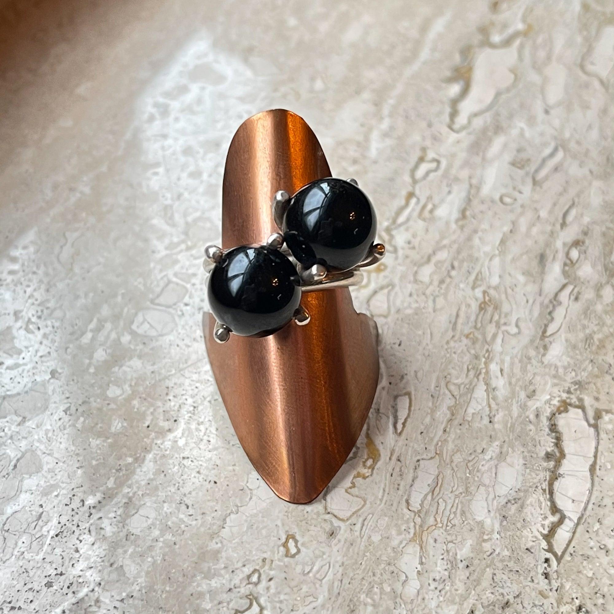 Zilveren ring met onyx van Wim Lammers - The Collectionist