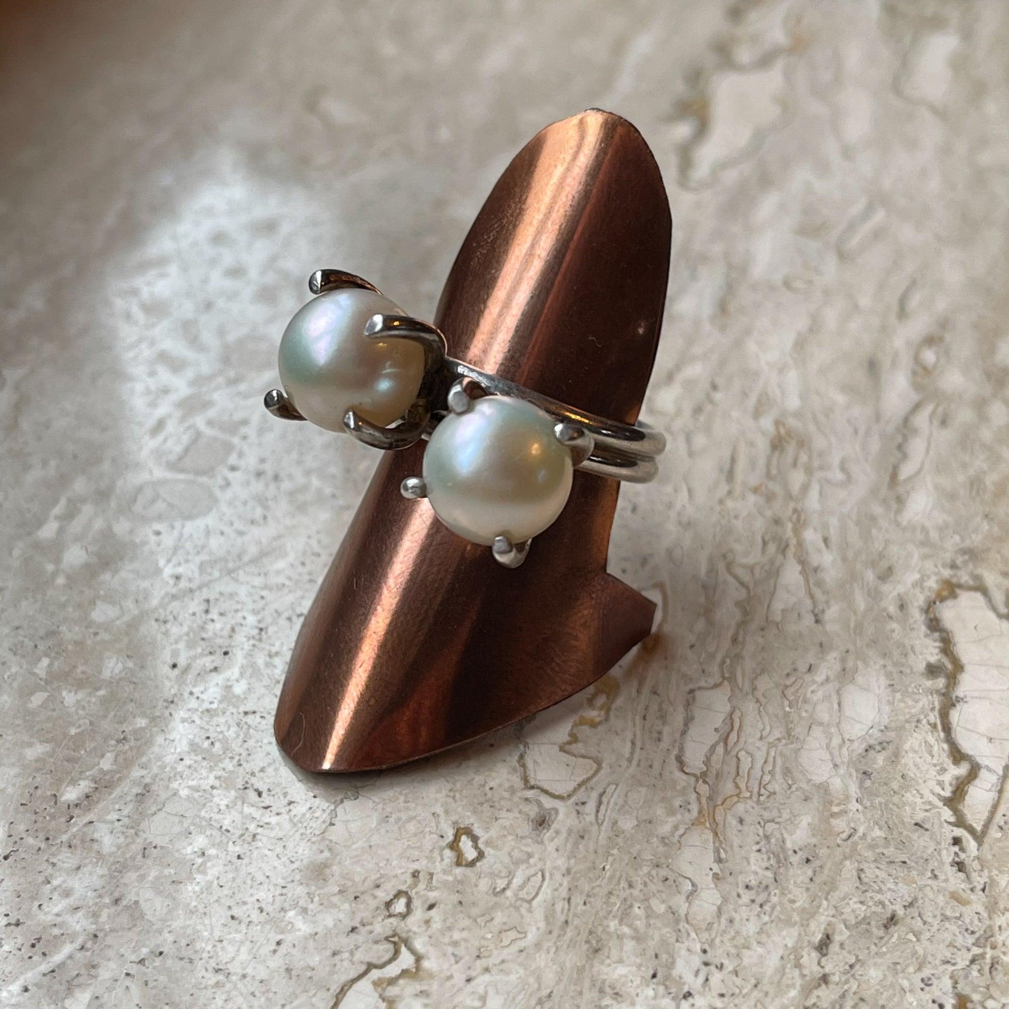 Zilveren ring met zoetwater parels van Wim Lammers - The Collectionist